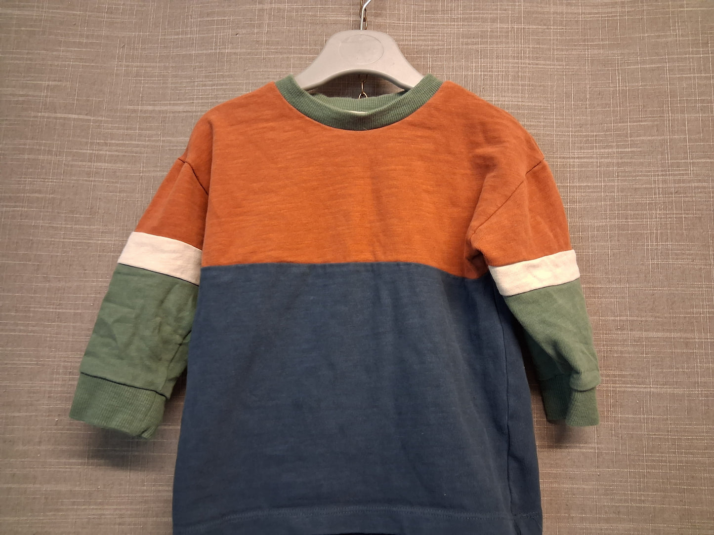 Next Boys 2 Piece Set Long Sleeve Top and Joggers Age 18-24 Months