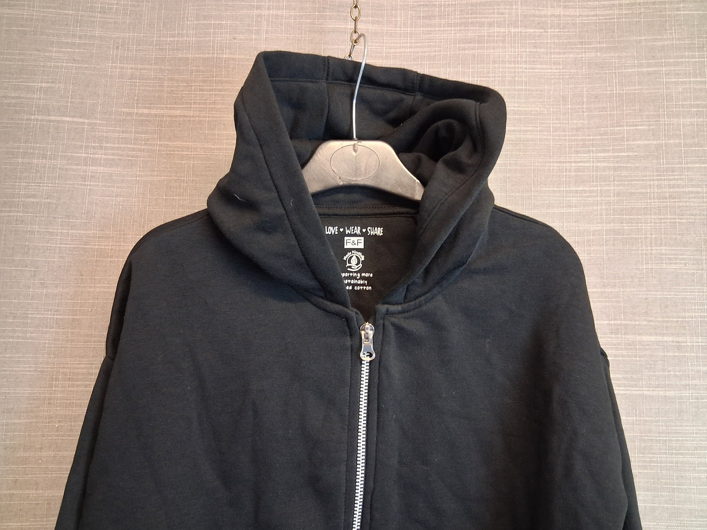 F&F Girls Black Full Zip Hoodie Age 8-9 years