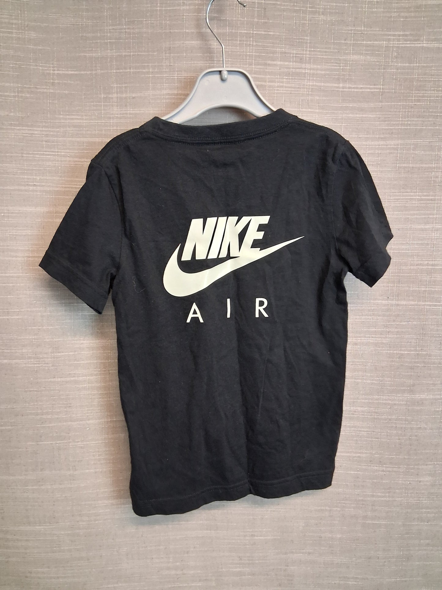 NIKE Boys Short Sleeve T-Shirt Black Age 4-5 Years