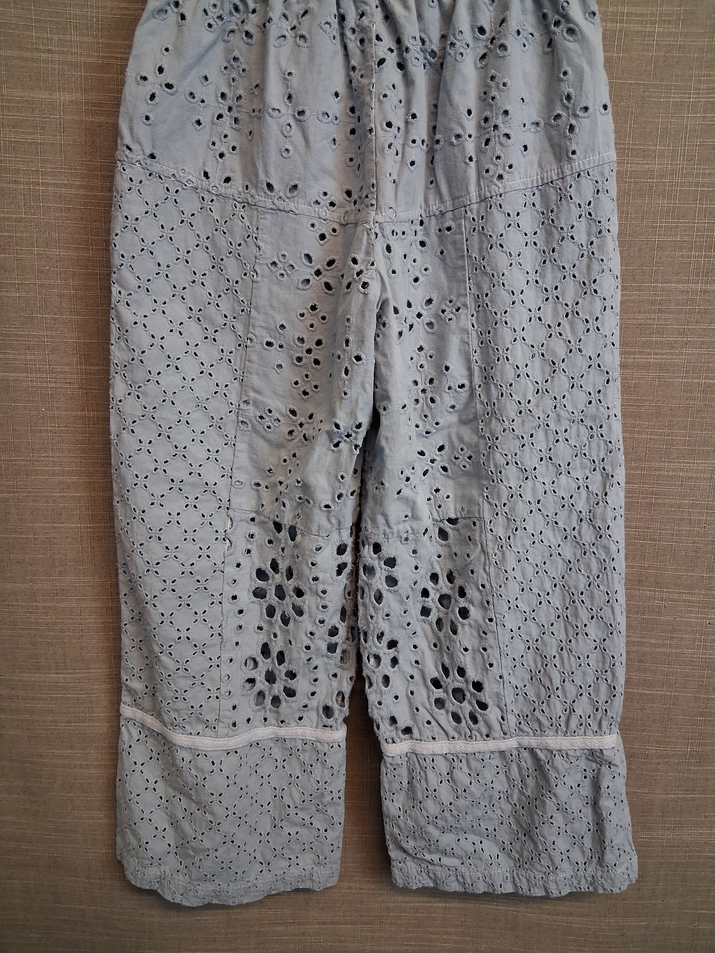 Zara Girls Blue Brodiere Anglaise Crop Trousers Age 8 Years