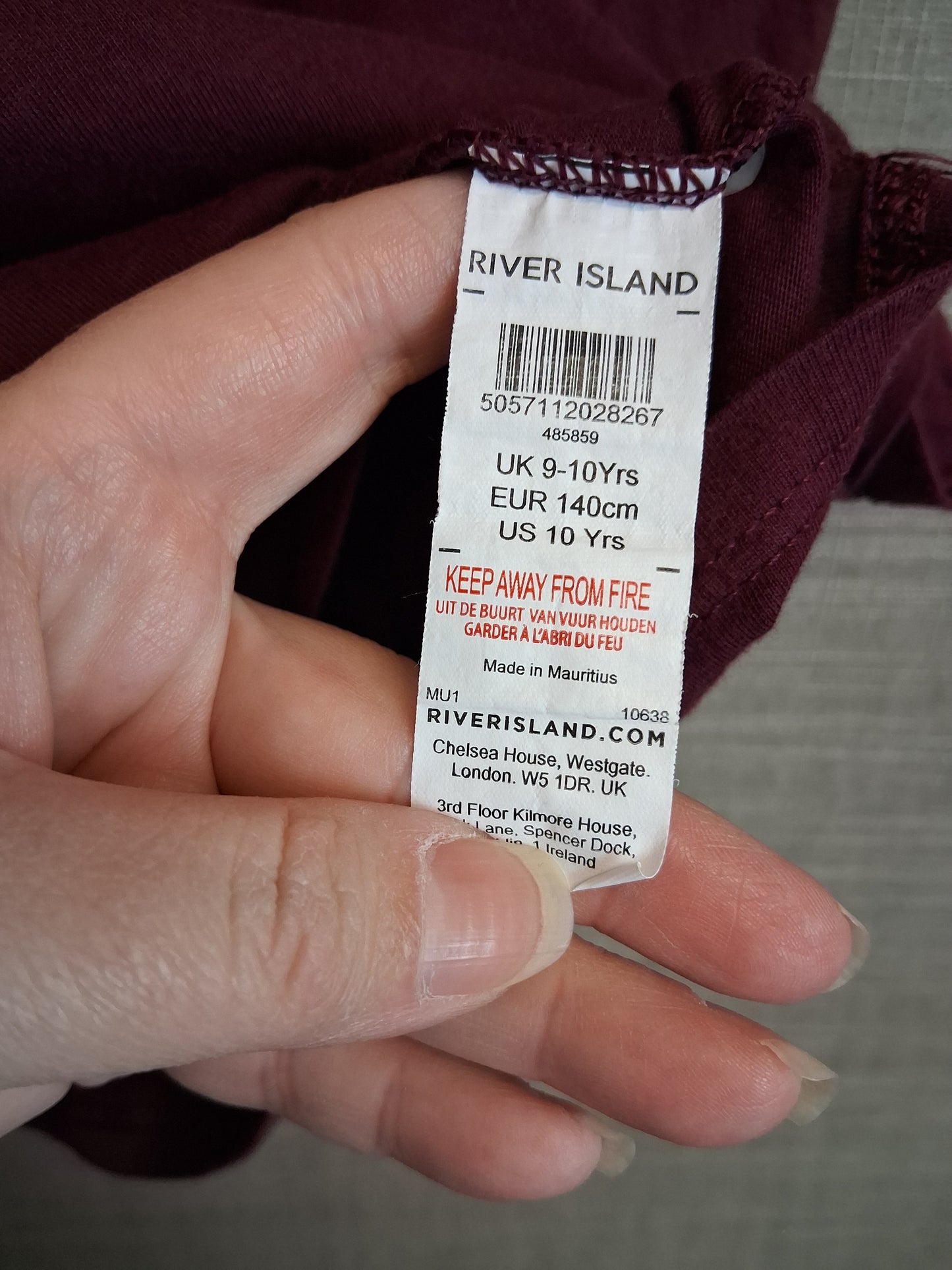River Island Boys T-Shirt Short Sleeve Burgundy Age 9-10 Years