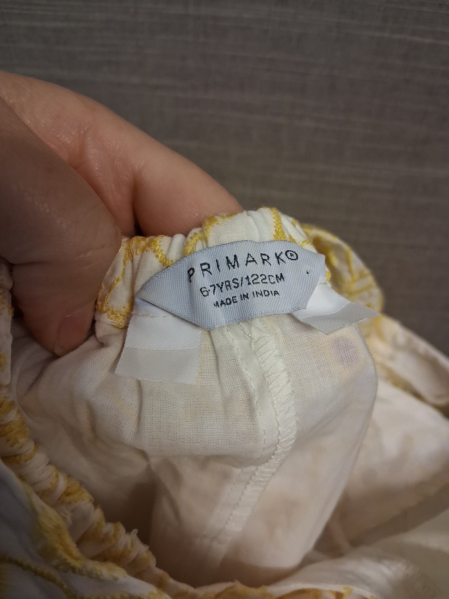 Primark Girls Brodiere Anglaise Yellow Floral Dress Age 6-7 Years