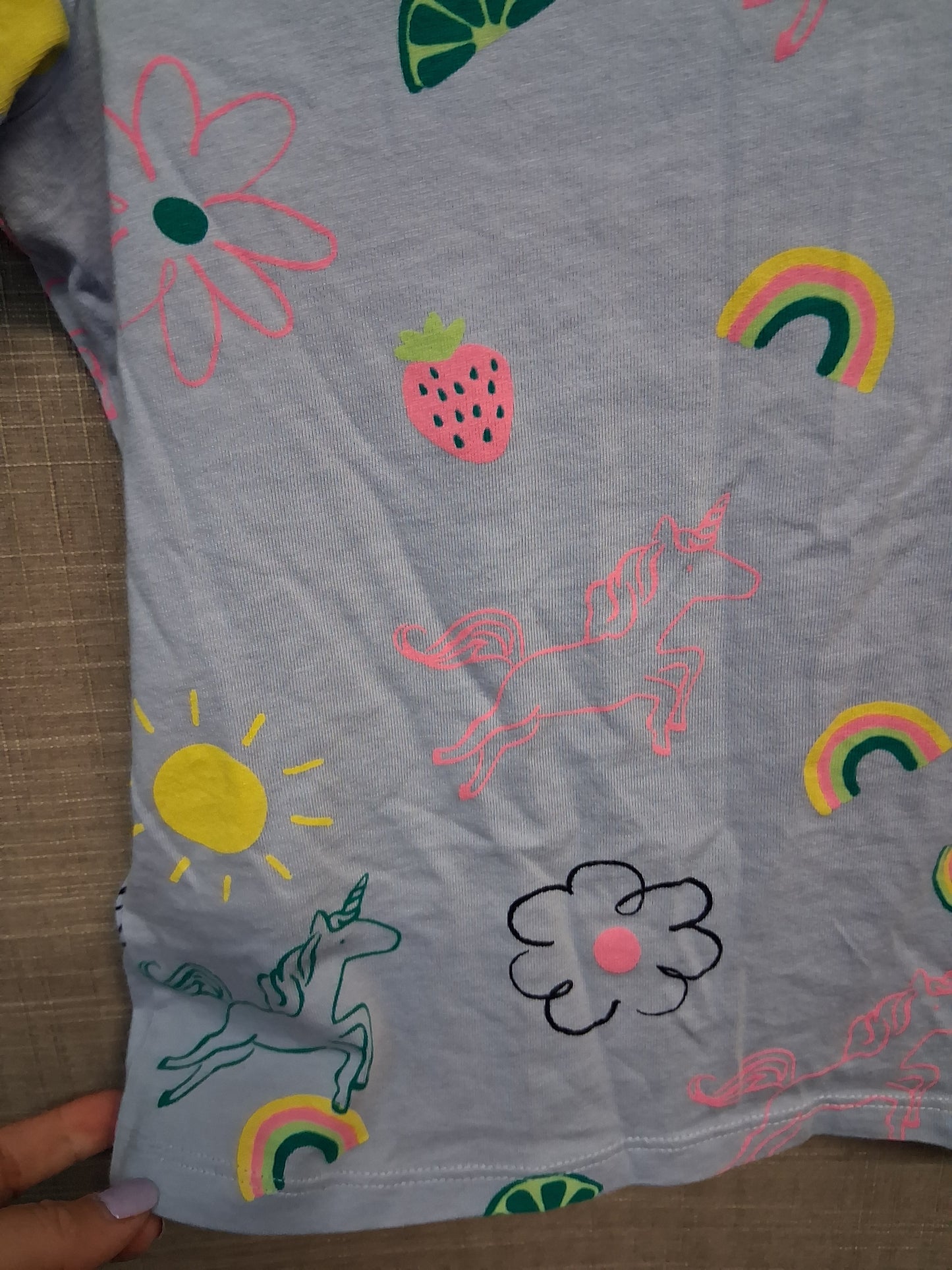 Marks & Spencer Blue Short Sleeve T-Shirt Unicorn & Rainbows Age 6-7 Years