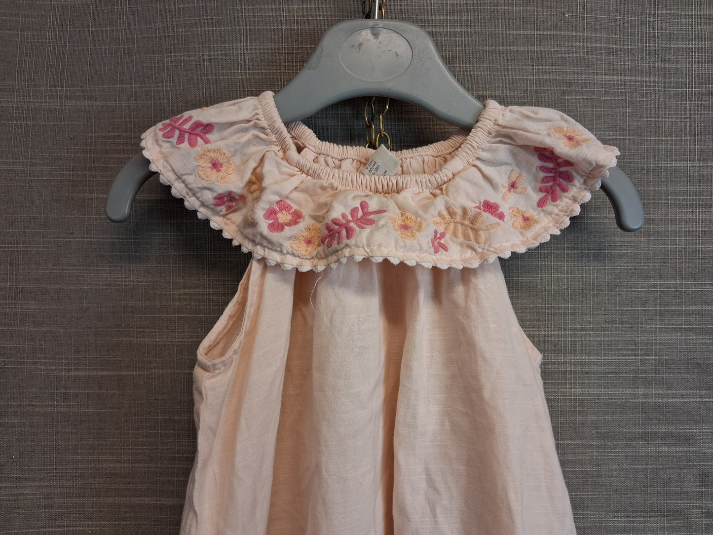 H&M Girls Peach Sleeveless Dress Age 9-12 Months Embroidered Floral Collar