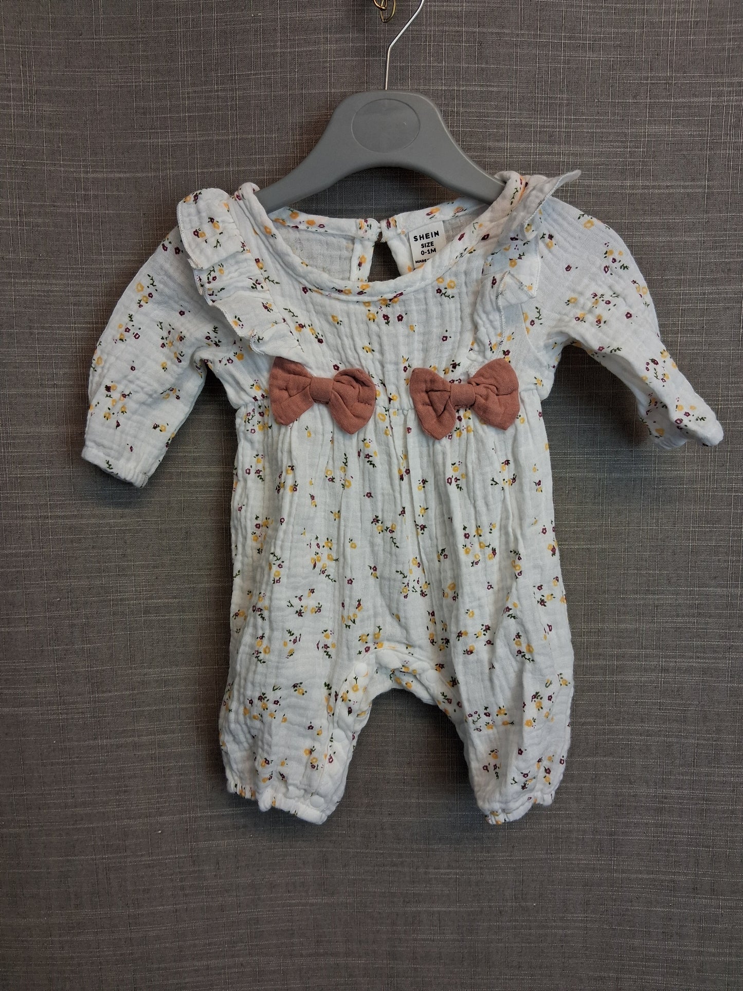 Shein Girls Romper White Floral Age Newborn