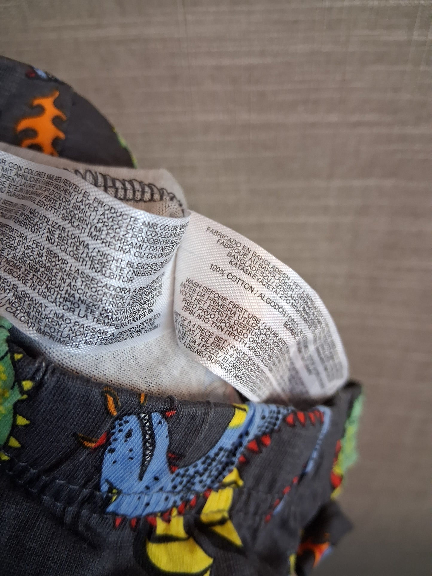 Primark Boys Dragon Theme Pyjamas PJ Set 2 Piece Multicolour Age 18-24 Months