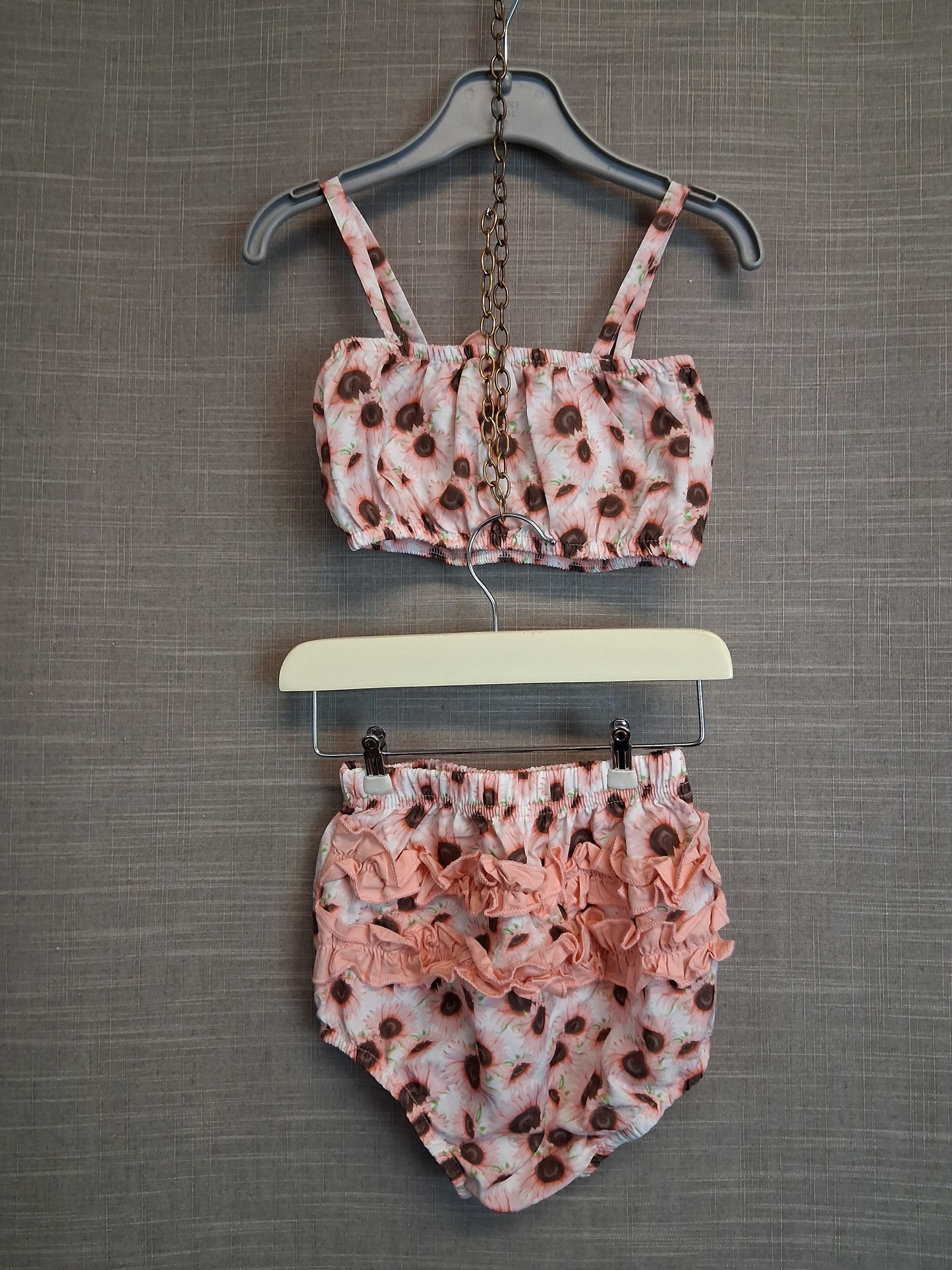 Shein Baby Girls Pink Floral 2 Piece Outfit Set Top and Shorts Age 18-24 Months