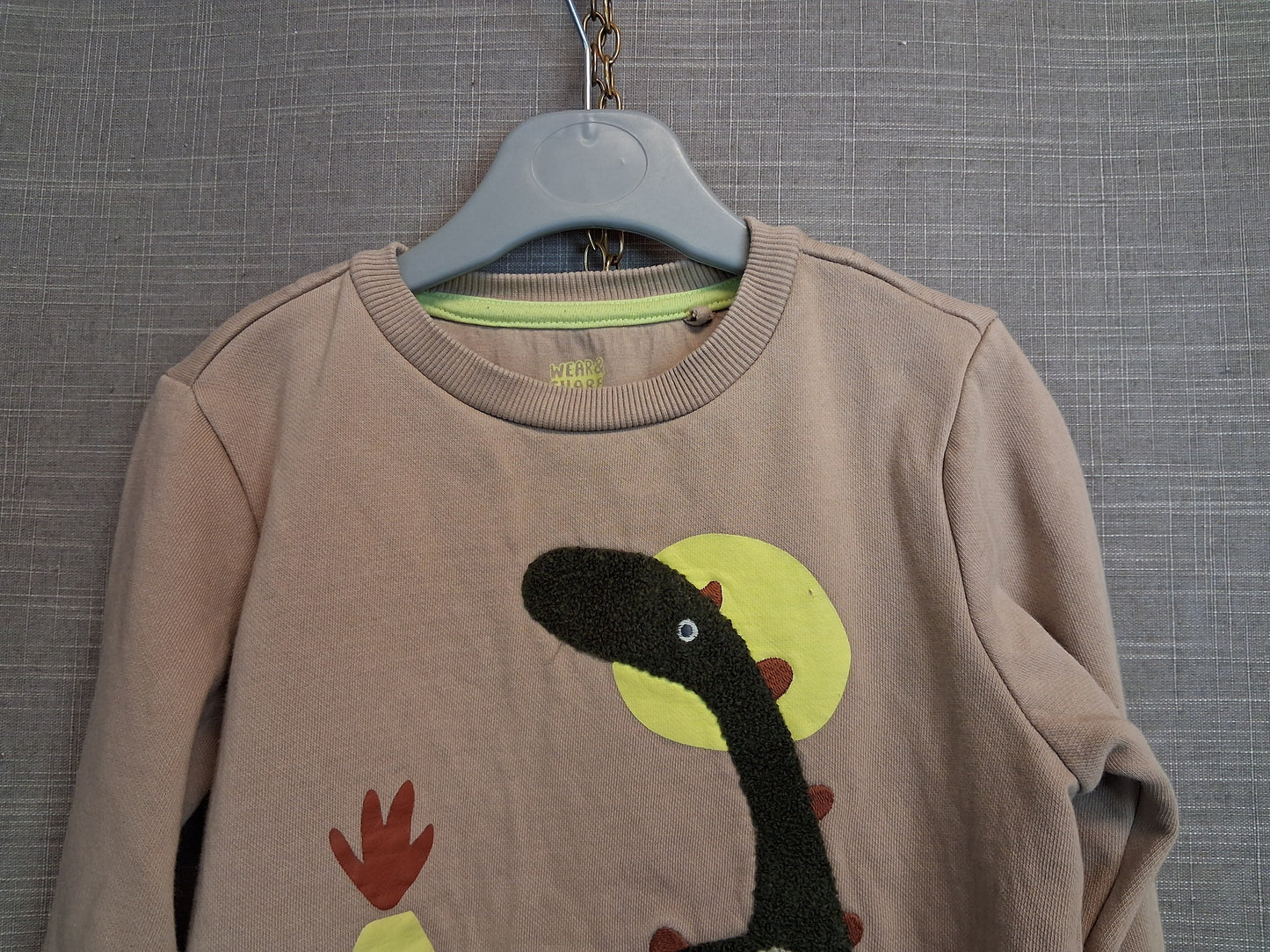 F&F Boys Beige Dinosaur Sweater Age 5-6 Years