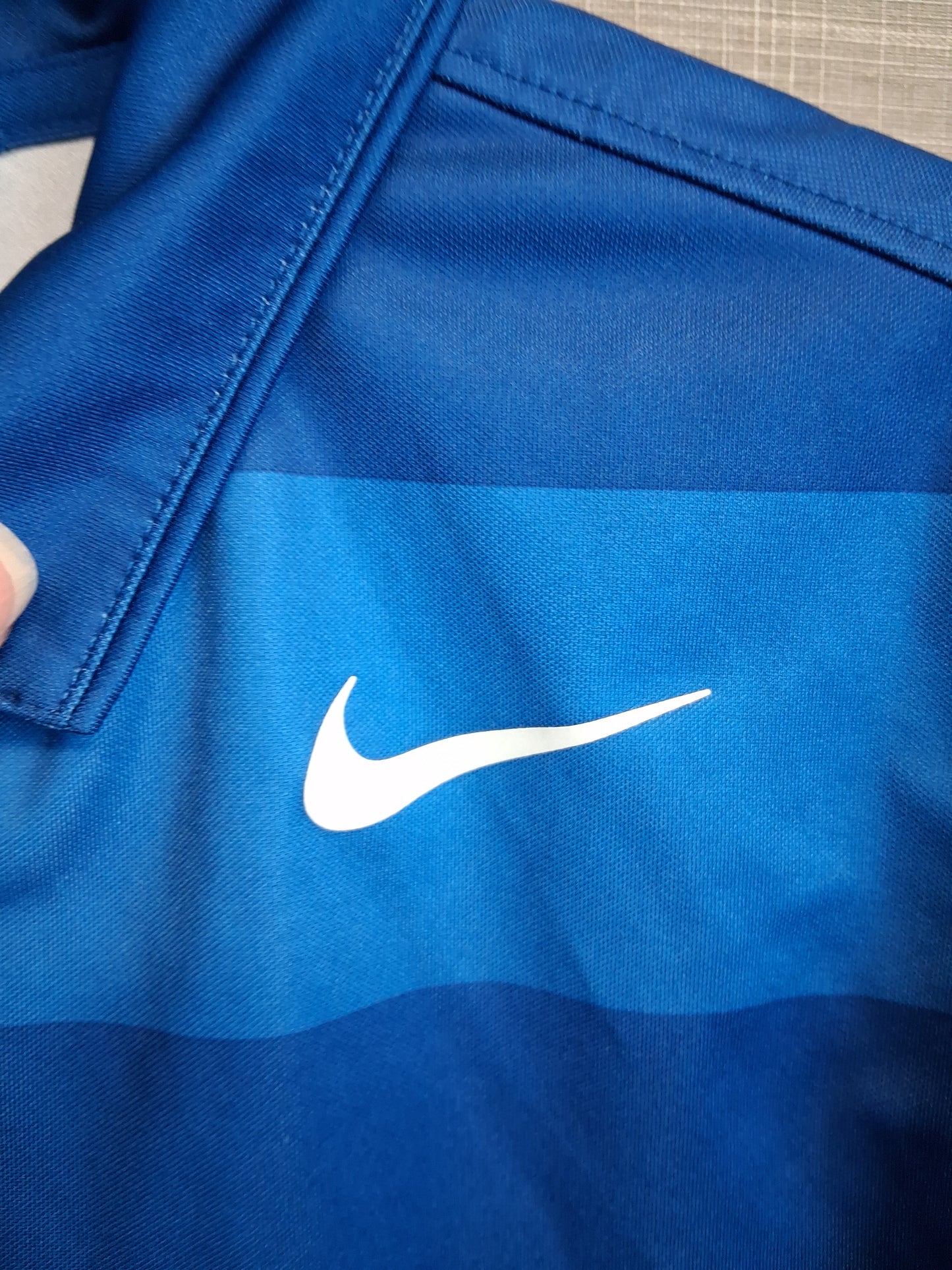 Nike Boys Golfing T-Shirt Blue Striped Short Sleeve Age 10-12 Years