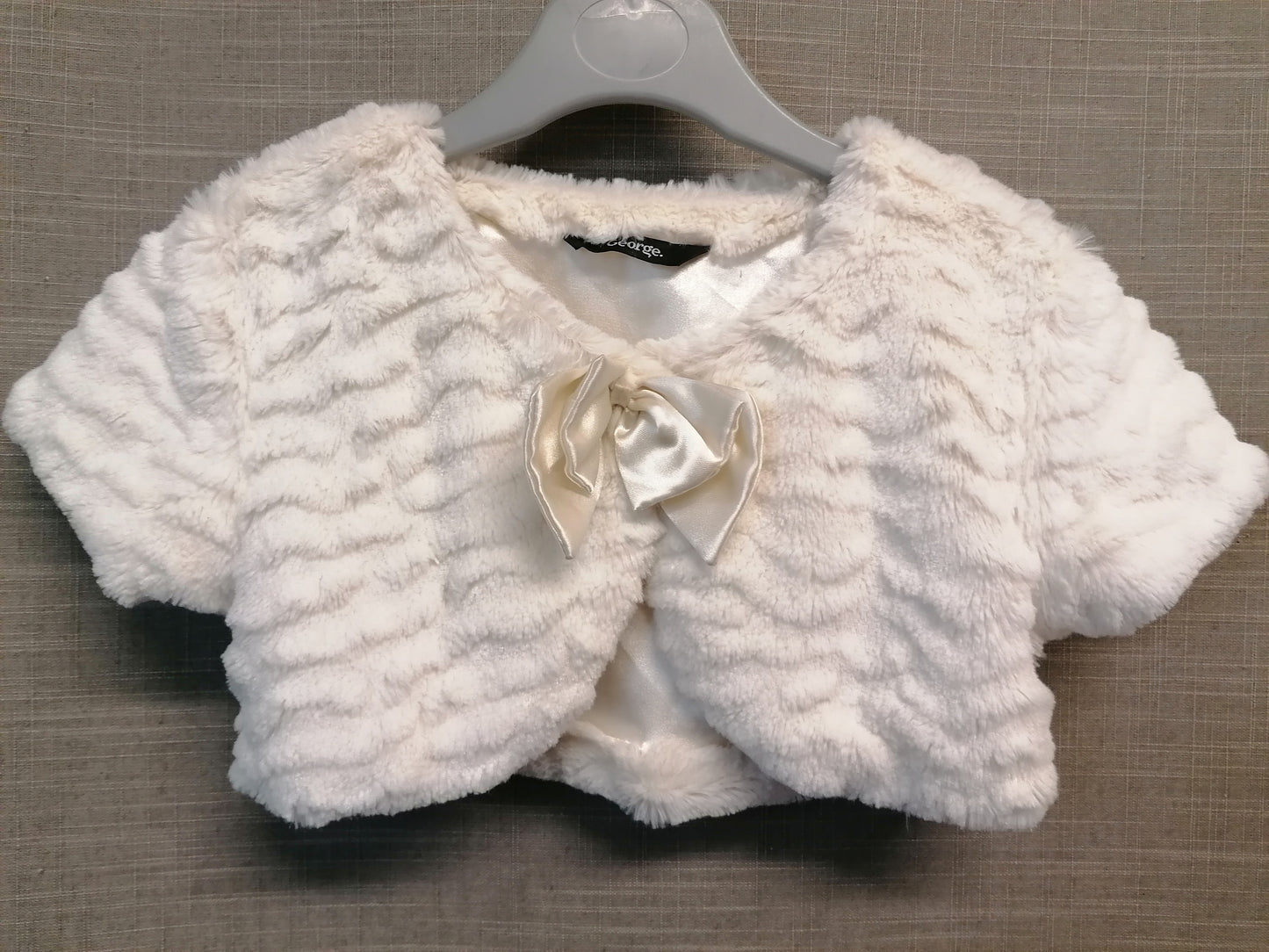 George Girls Bolero Shrug Plush Cream Bow Detail Age 3-4 Years
