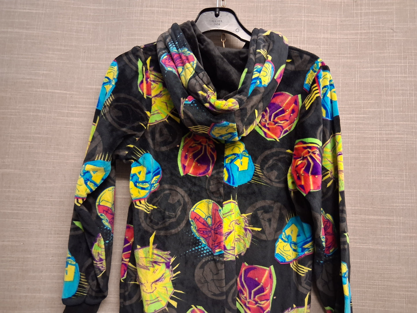 Matalan Boys Marvel All in One Plush Sleepsuit Age 8 years Multicolour