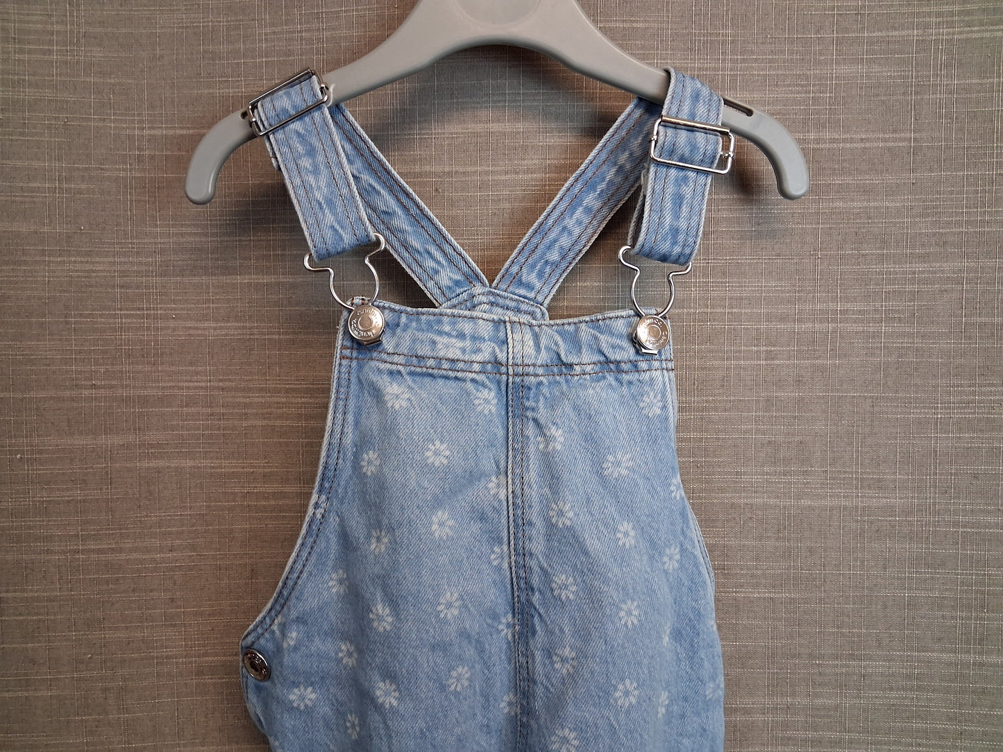Primark Girls Denim Pinafore Dress Floral Print Age 3-4 Years