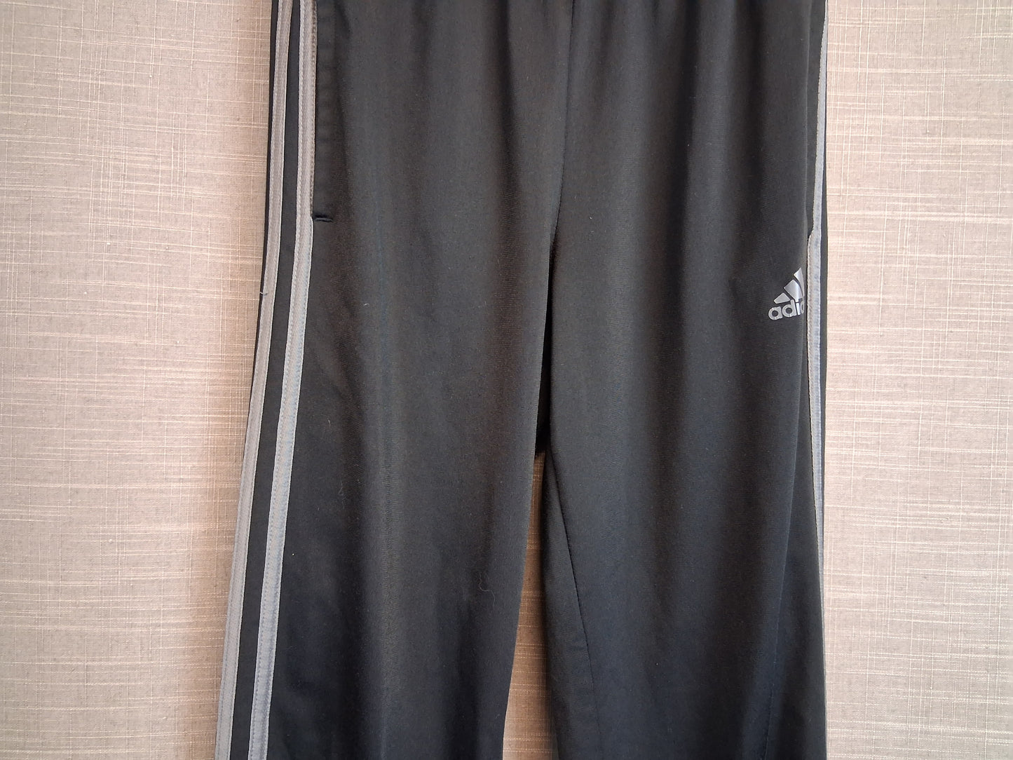 Adidas Black Joggers Size 11-12 Years Silver 3 Stripe