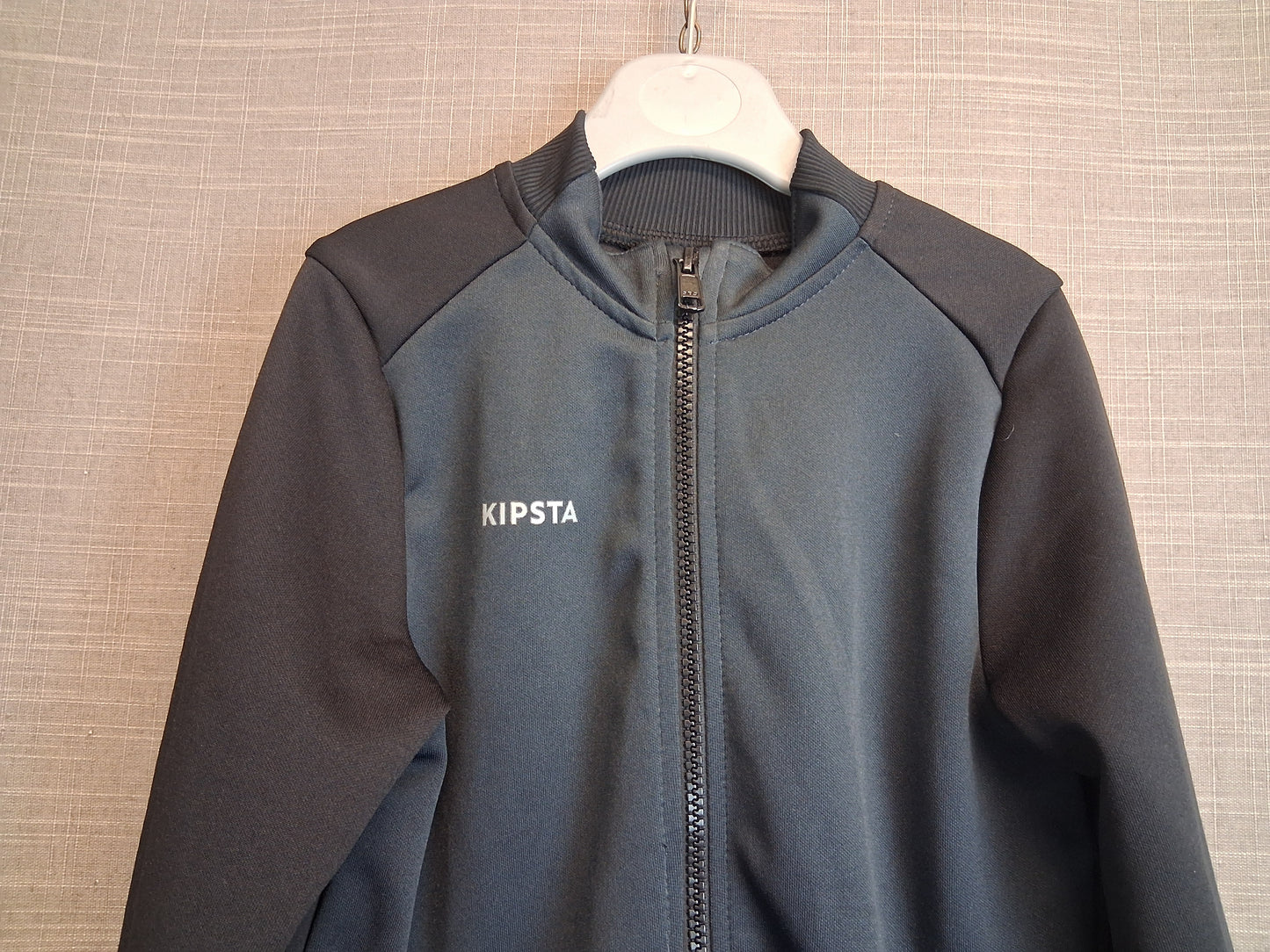 Kipsta Decathlon Black Full Zip Jacket Age 7-8 Years