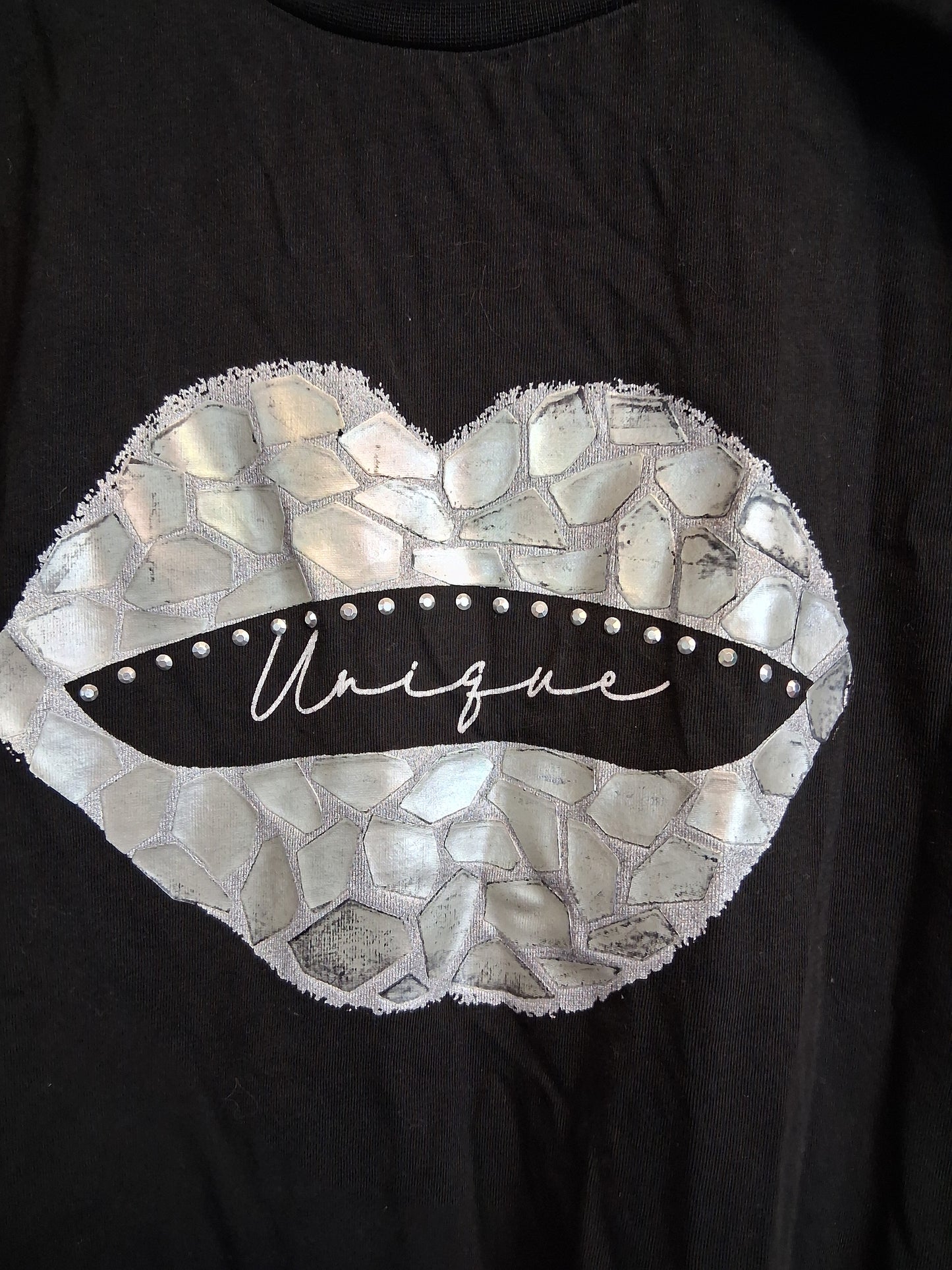 River Island Girls Black T-Shirt Silver Lips Bow Shoulder Age 11-12 Years