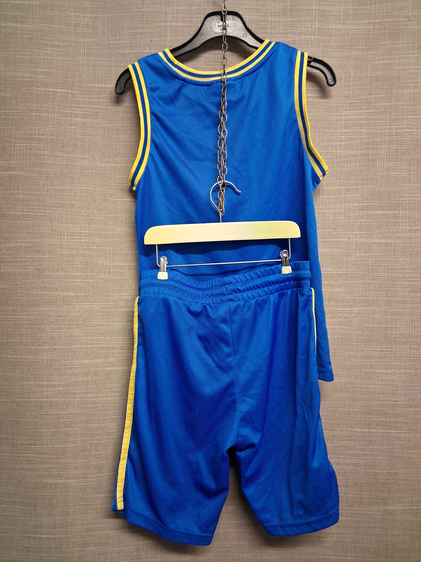 F&F Boys Sonic The Hedgehog Basketball Sports Outfit Kit Blue Age 8-9 Years