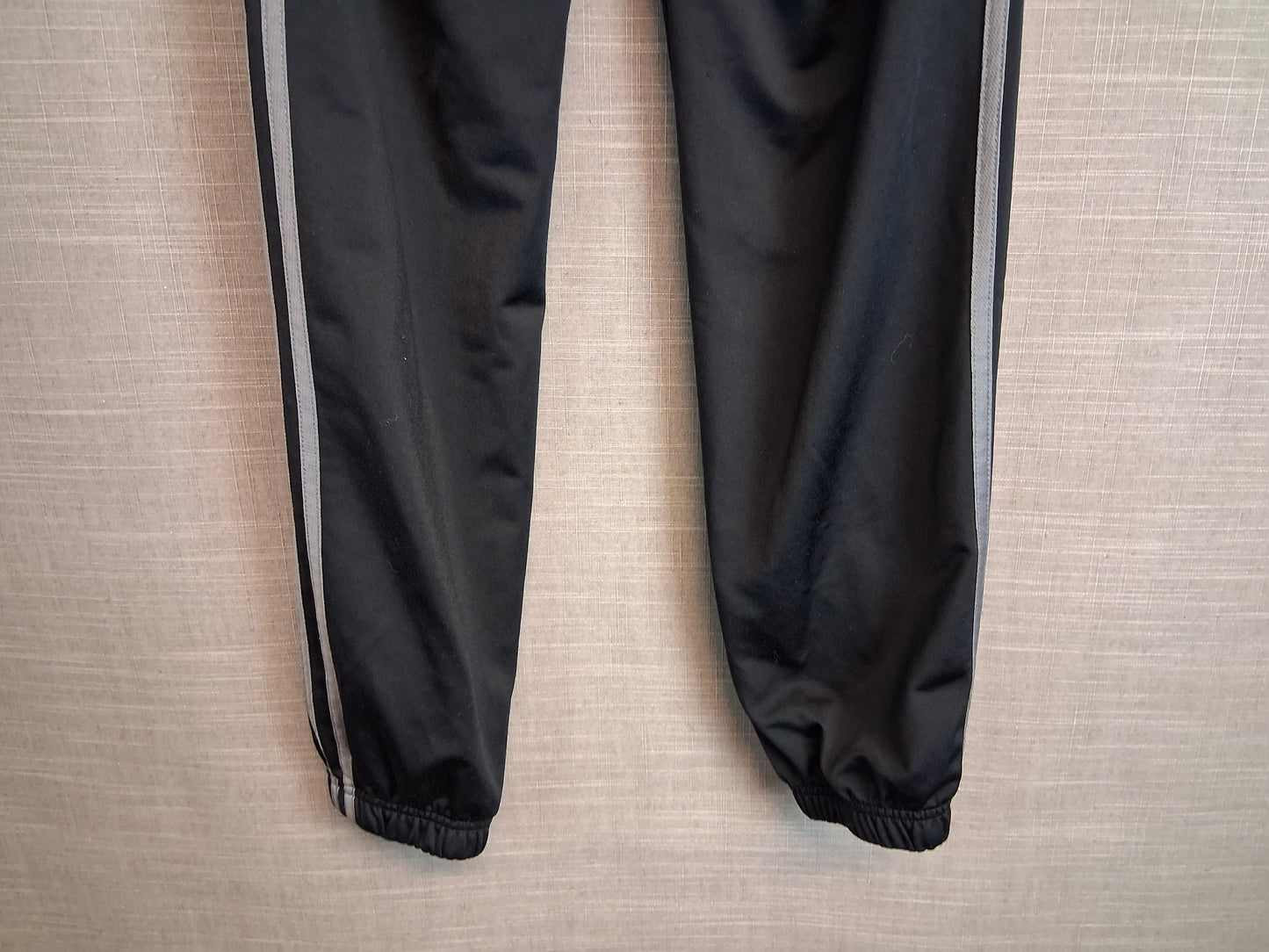 Adidas Black Joggers Size 11-12 Years Silver 3 Stripe