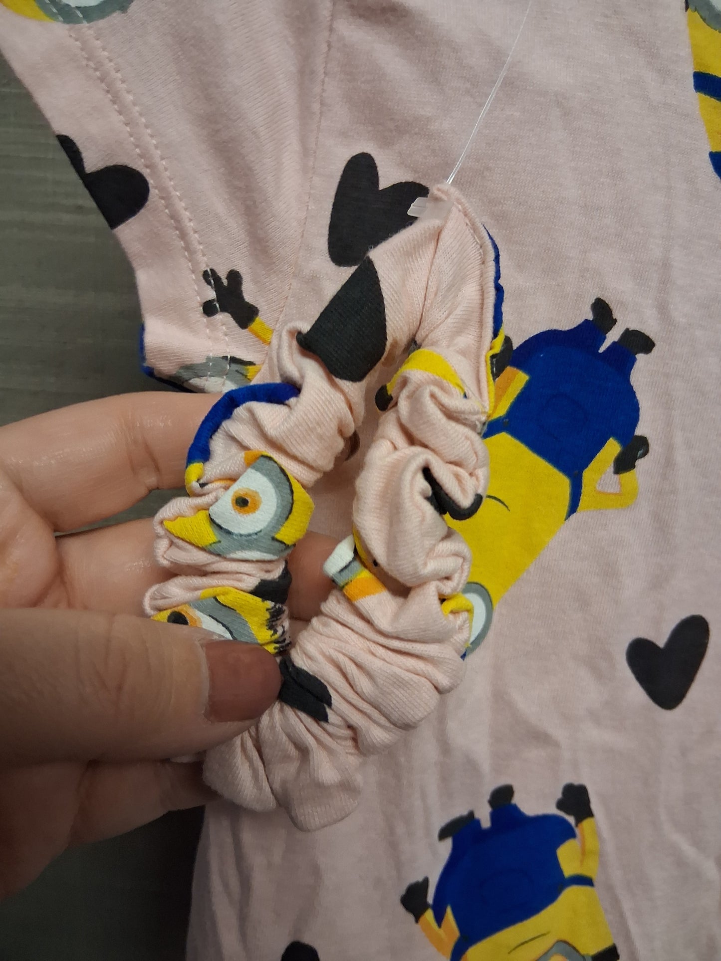 F&F Girls Pink Minion T-Shirt Dress Short Sleeve Matching Hair Scrunchie Age 2-3 Years New