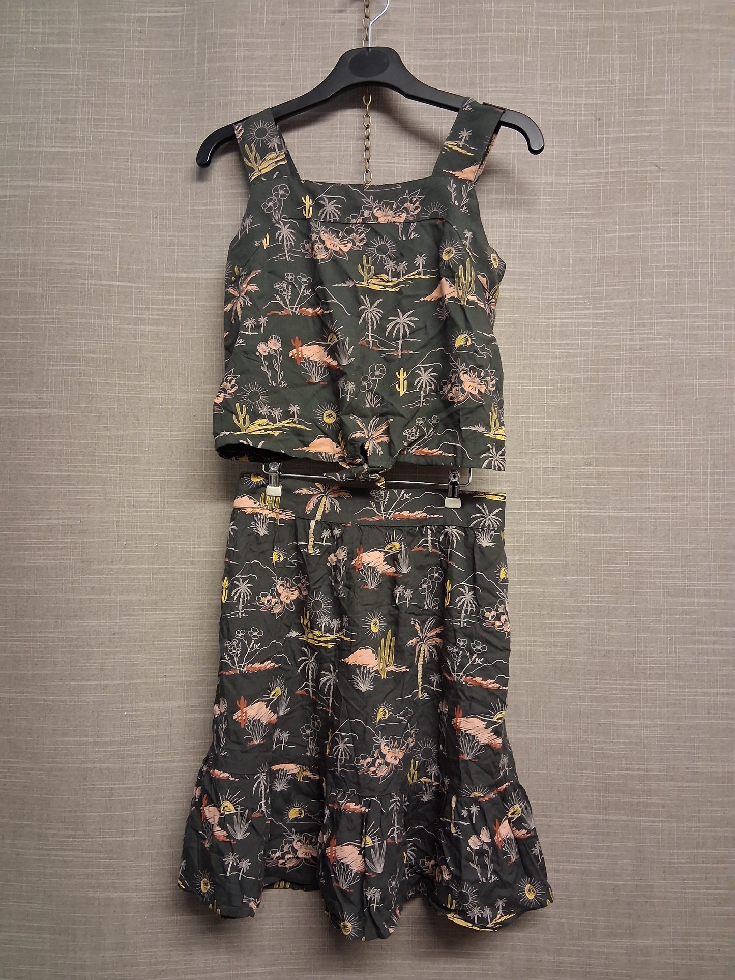 TU Girls 2 Piece Outfit Vest Tank Top & Skirt Grey Tropical Print Age 7 Years