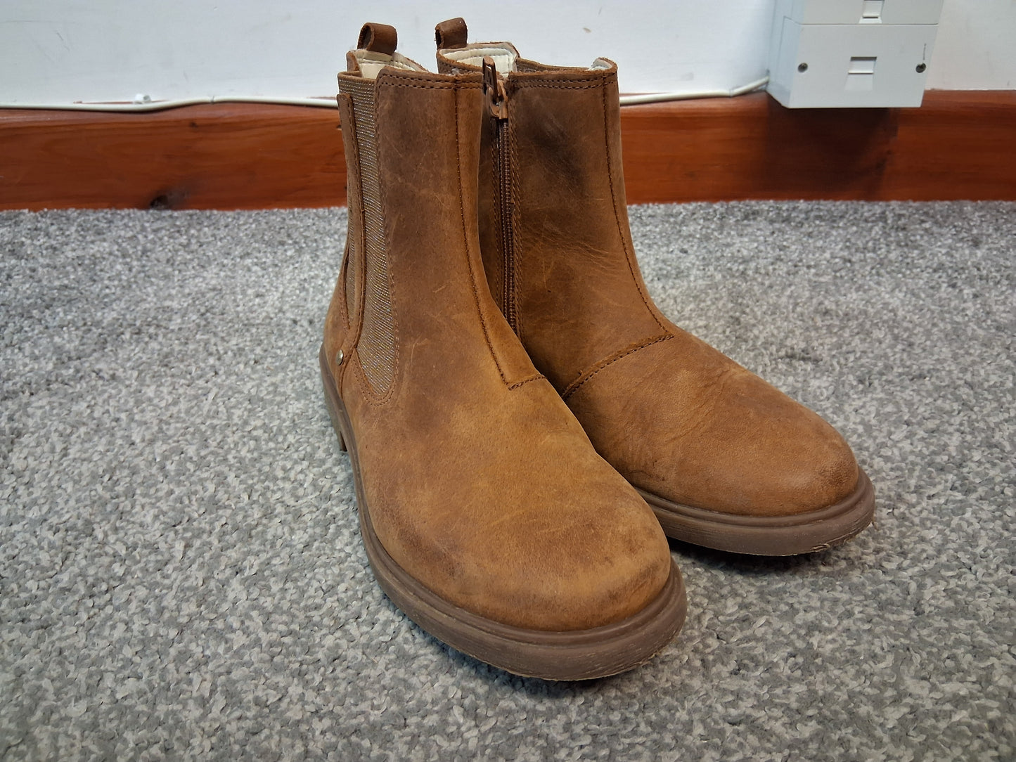 Clarks Girls Tan Brown Leather Ankle Boots Size 12.5F