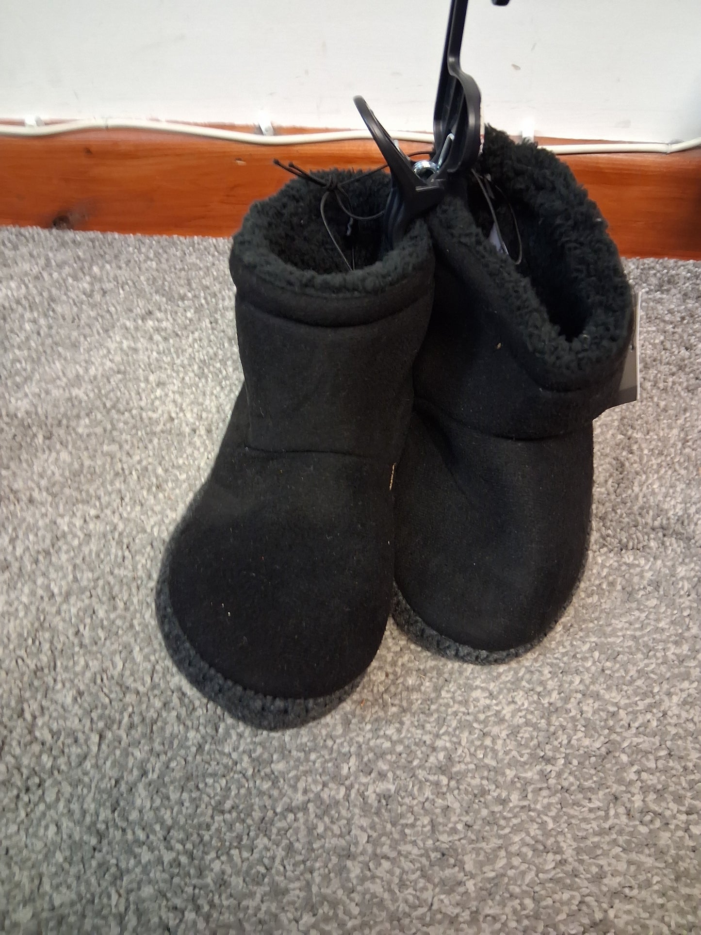 TU Black Girls Slipper Boots Size 12/13 New