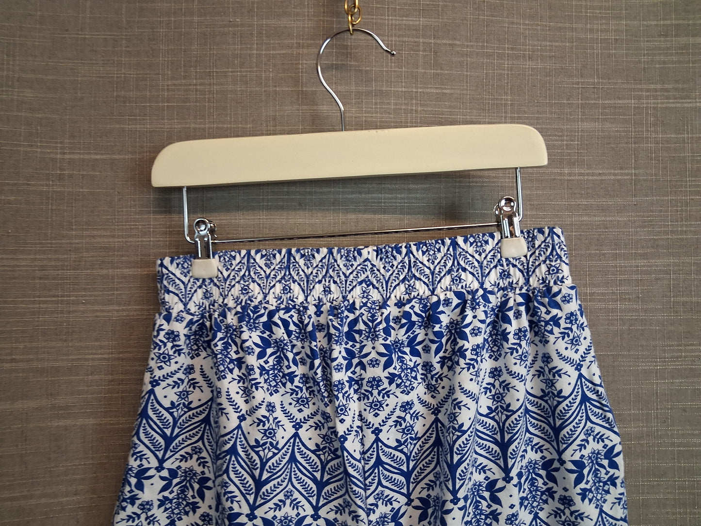 TU Girls Blue Paisley Print Jersey Shorts Age 8 Years