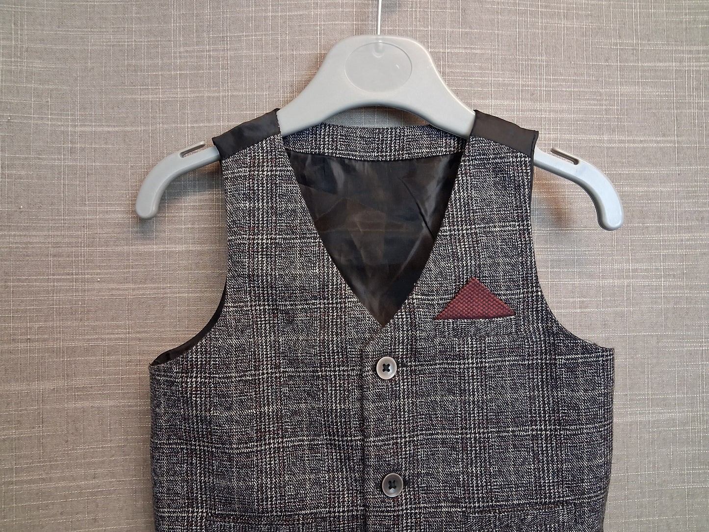 Primark Boys Check Waistcoat Age 12-18 Months