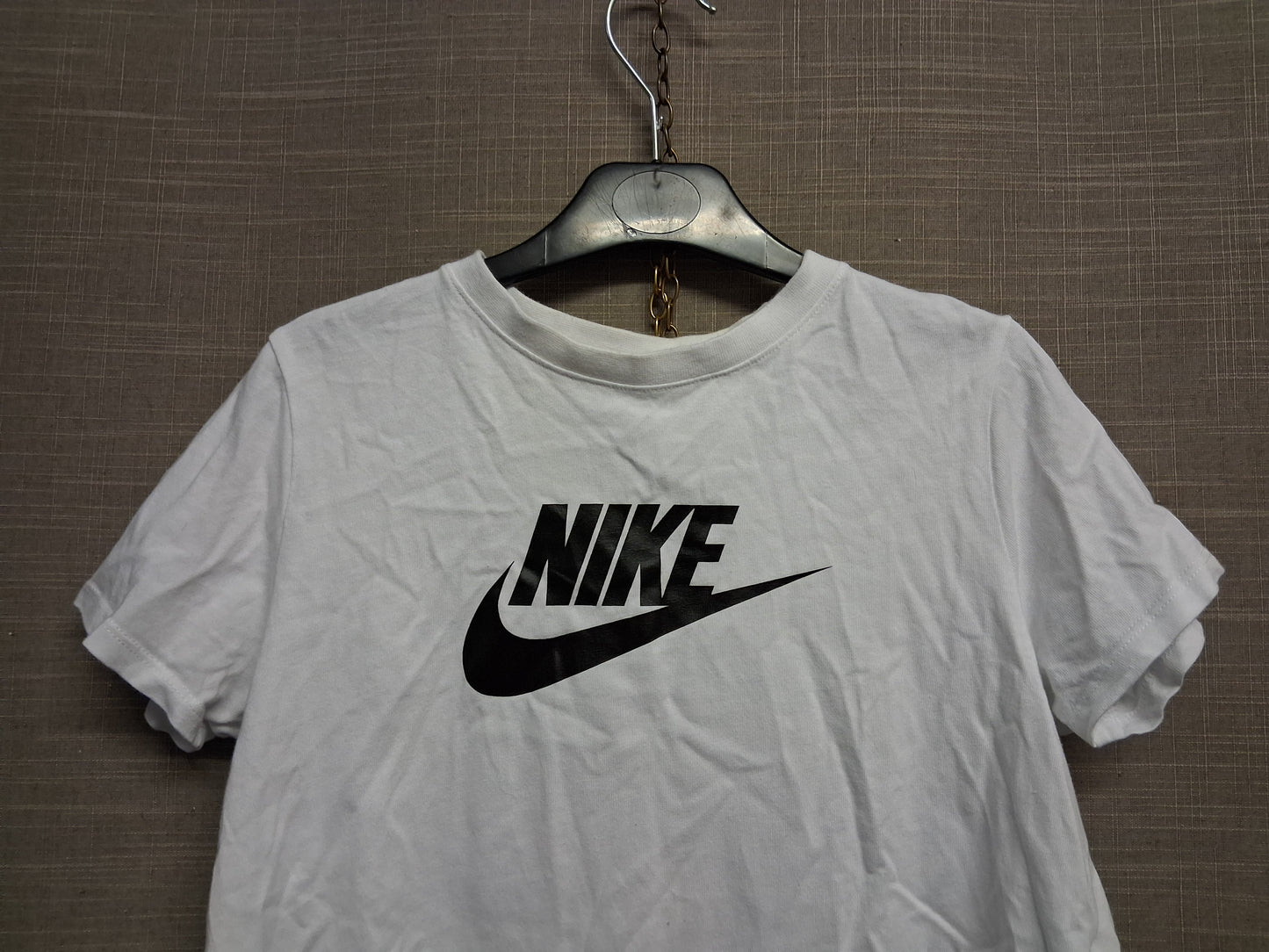 Nike Girls White Spellout Short Sleeve T-Shirt Age 11-12 Years