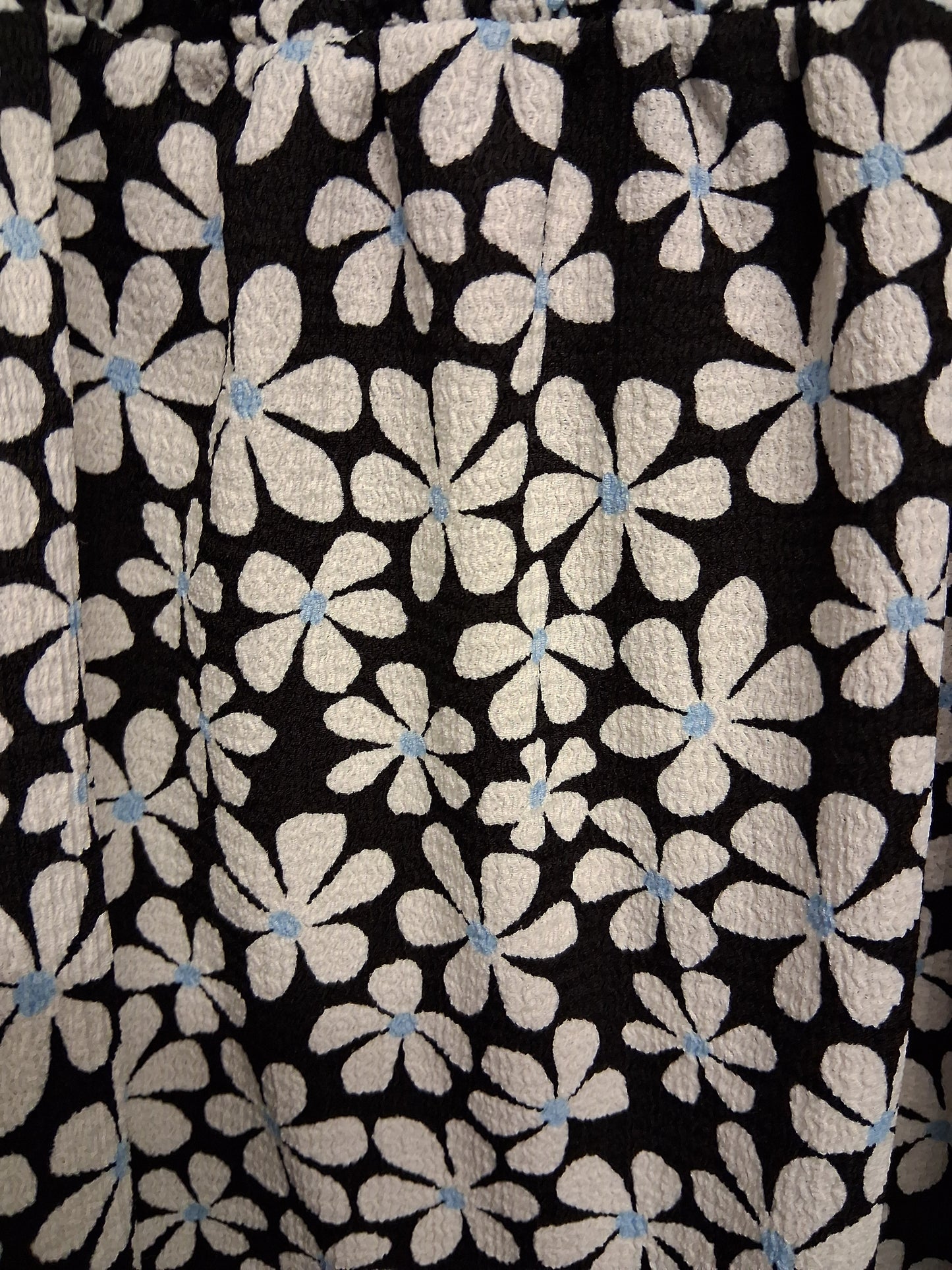 Primark Girls Black White Foral Long Sleeve A Line Dress Age 6-7 Years