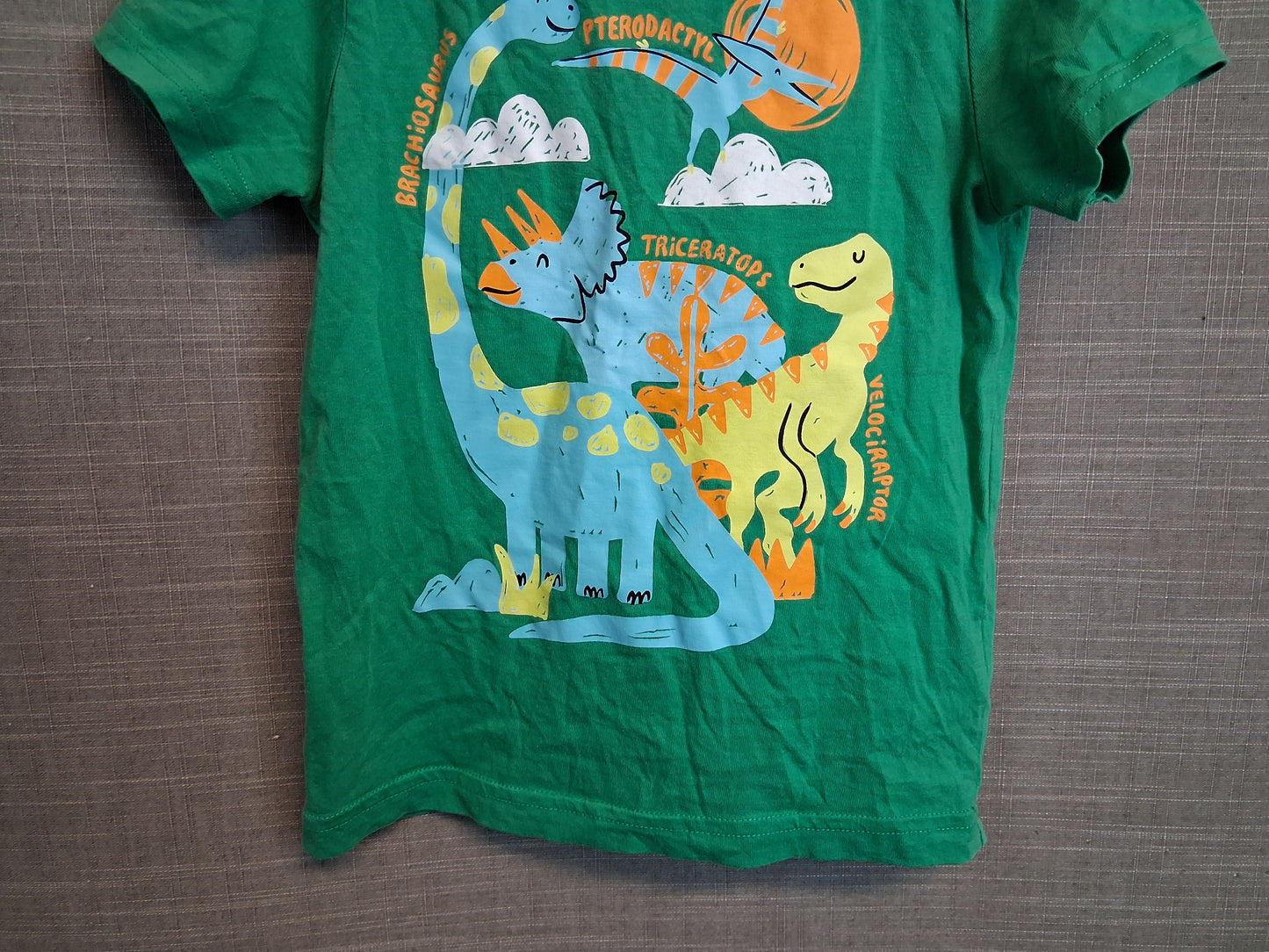 F&F Boys Green Dinosaur T-Shirt Short Sleeve Age 4-5 Years