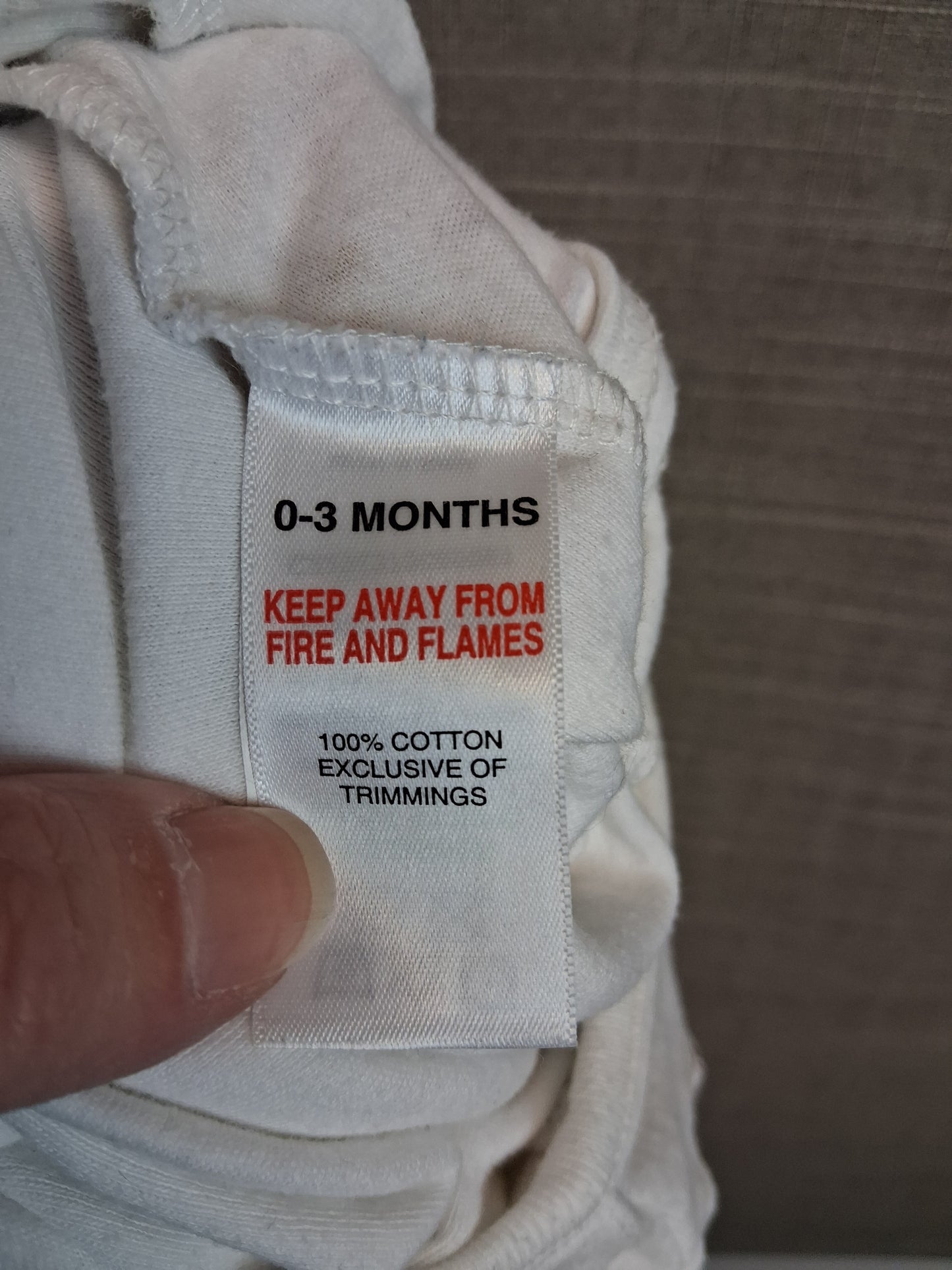 Matalan Peter Rabbit Girls White Sleepsuit Age 0-3 Months