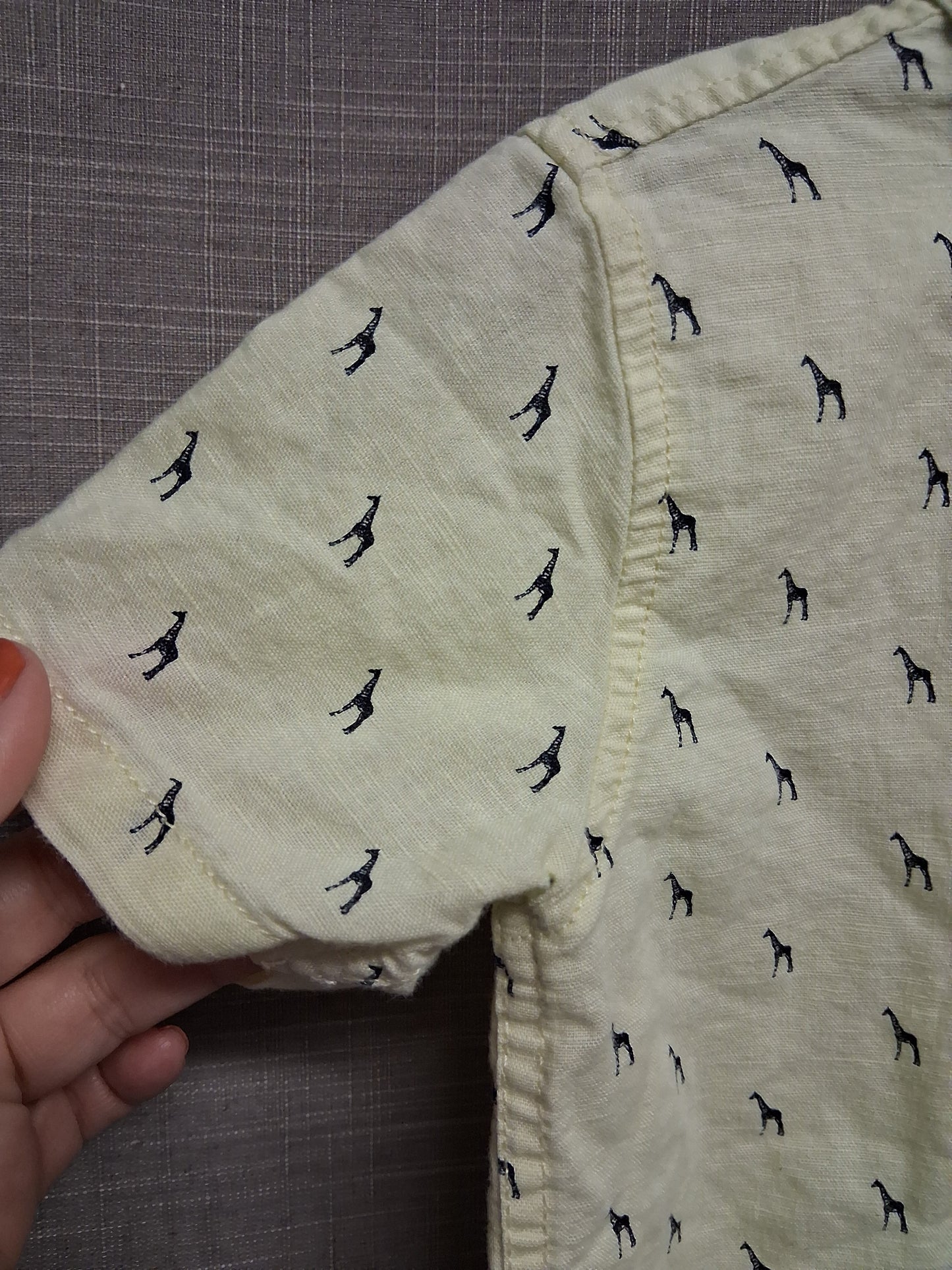 Next Boys Short Sleeve Shirt Yellow Giraffe Print Age 2-3 Years