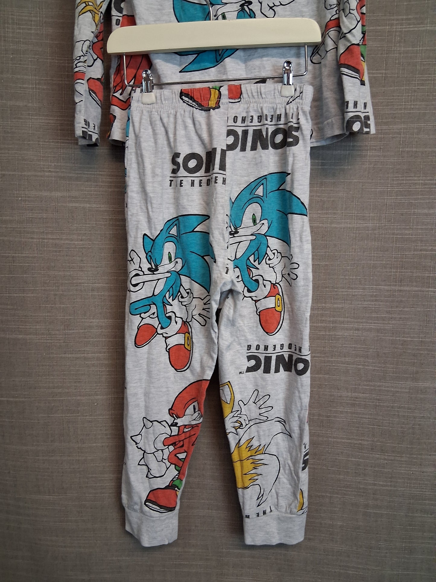 TU Boys Sonic The Hedgehog Pyjamas PJs Set Age 4-5 Years