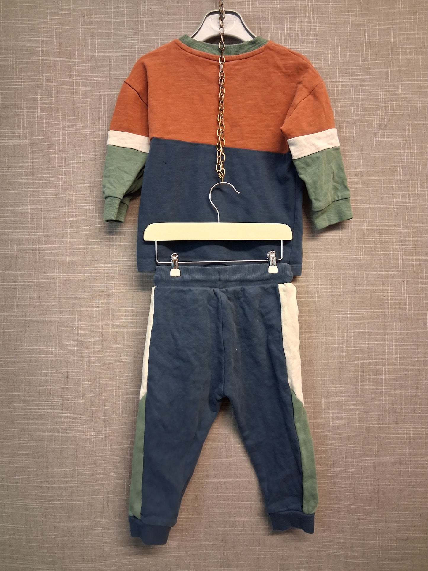 Next Boys 2 Piece Set Long Sleeve Top and Joggers Age 18-24 Months