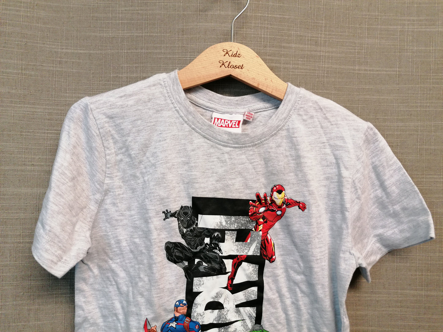Primark Marvel Grey T-Shirt Age 5-6 Years