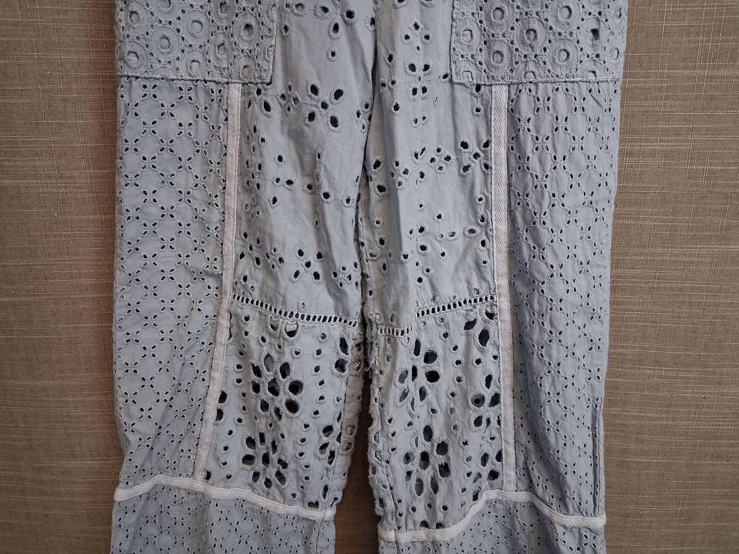 Zara Girls Blue Brodiere Anglaise  Crop Trousers Age 8 Years