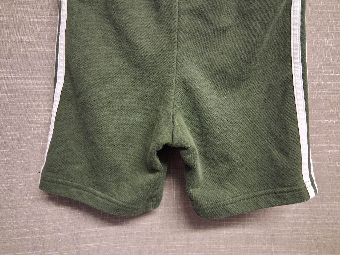 Adidas Boys Green Jersey Jogger Sweat Shorts Age 6-7 Years