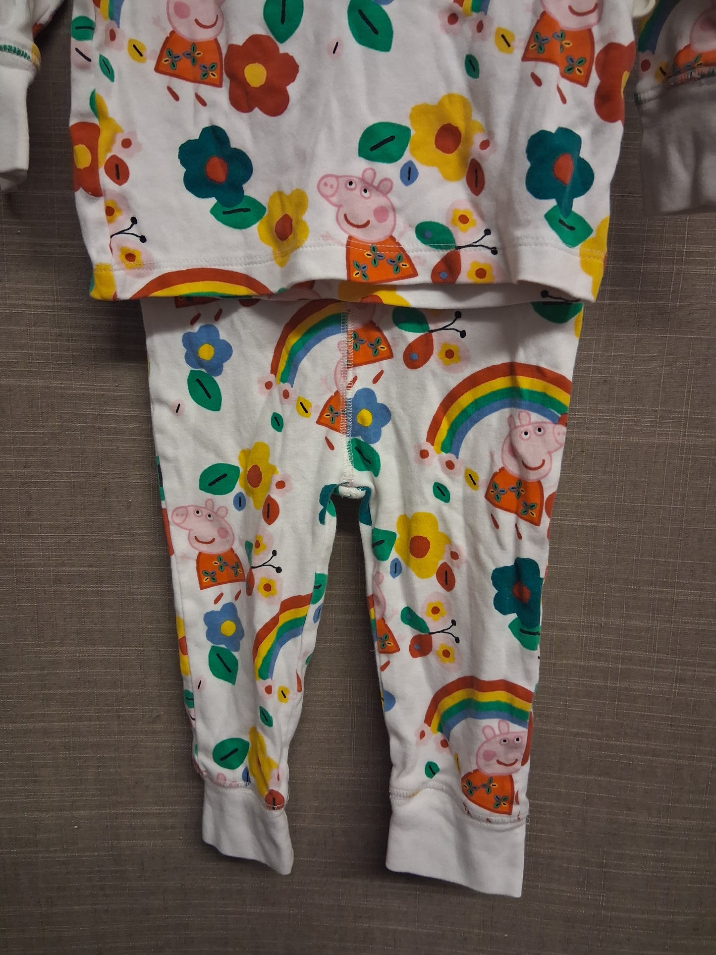 Next Girls Peppa Pig Pyjamas PJs 2 Piece Set White Age 12-18 Months