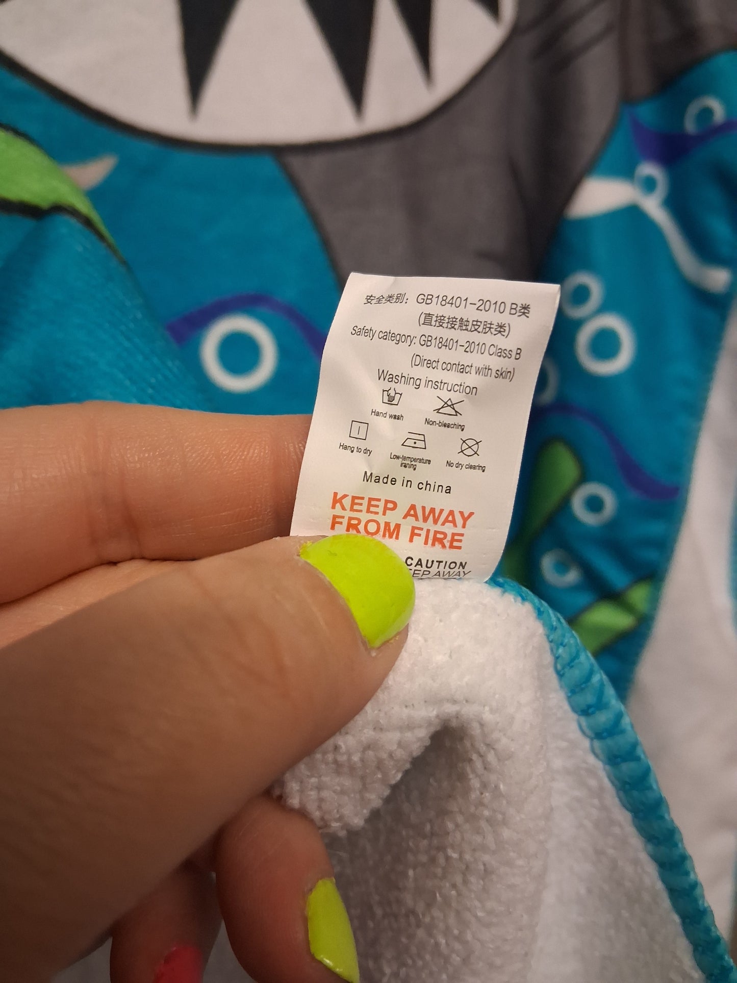 Kids Shark Theme Hooded Towel Beach Holiday Age 3-5 Years