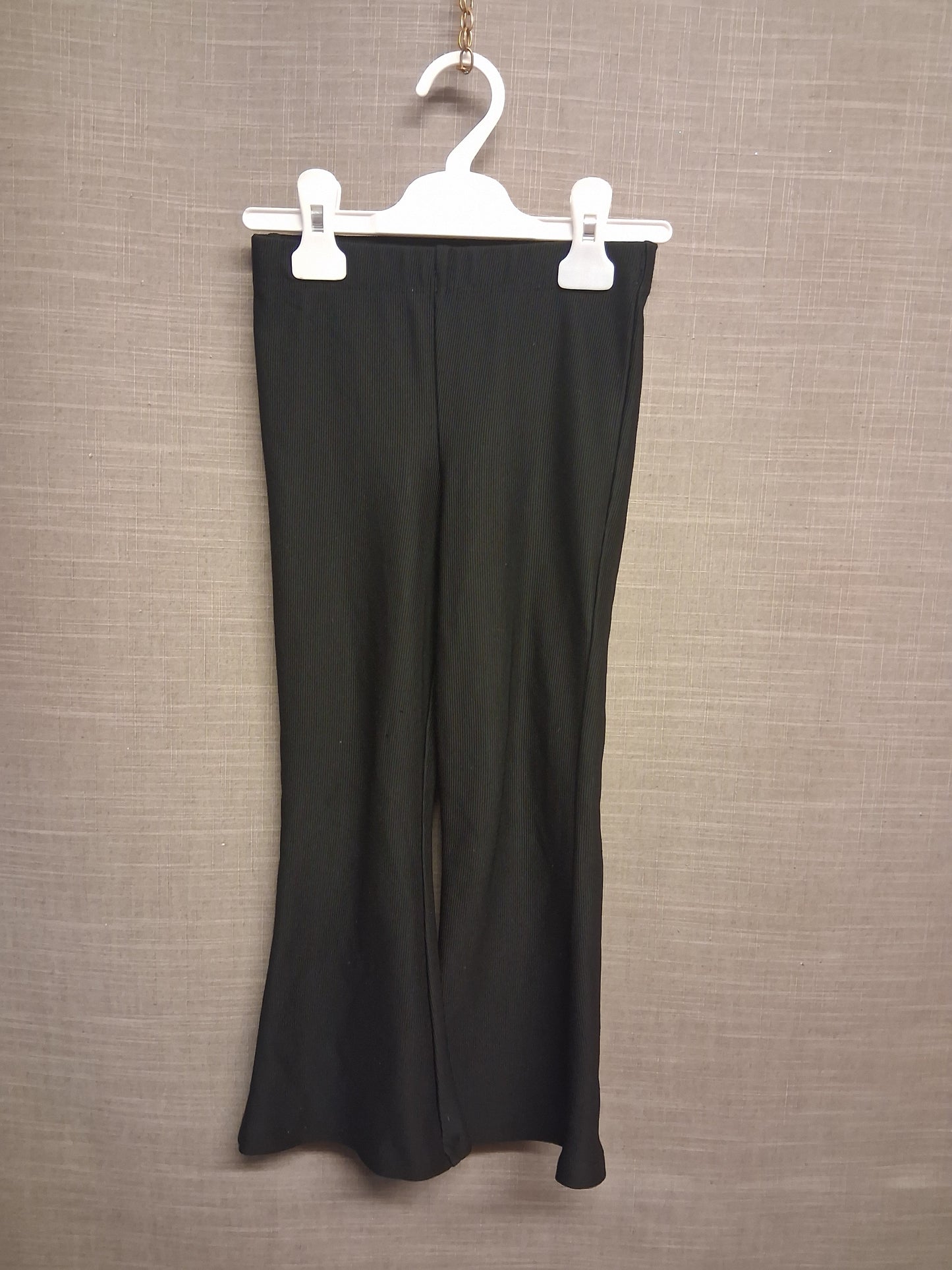Primark Girls Black Ribbed Bootcut Leggings Age 4-5 Years
