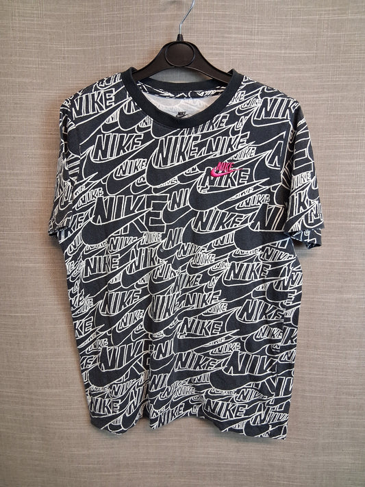 Nike Boys Spellout T-Shirt Age 11-12 Years Black & White