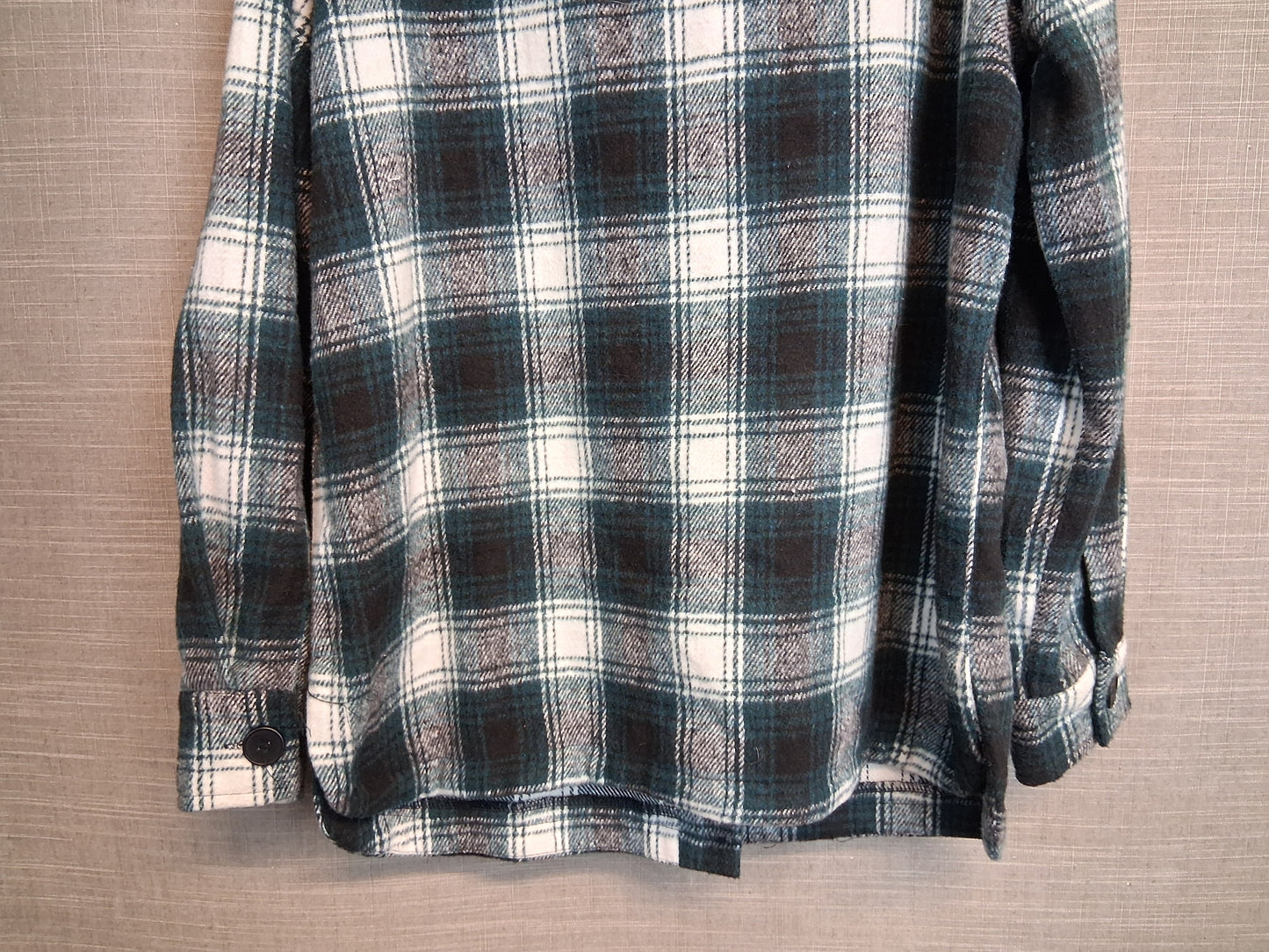 New Look Girls Green Check Flannel Style Shirt Age 10-11 Years