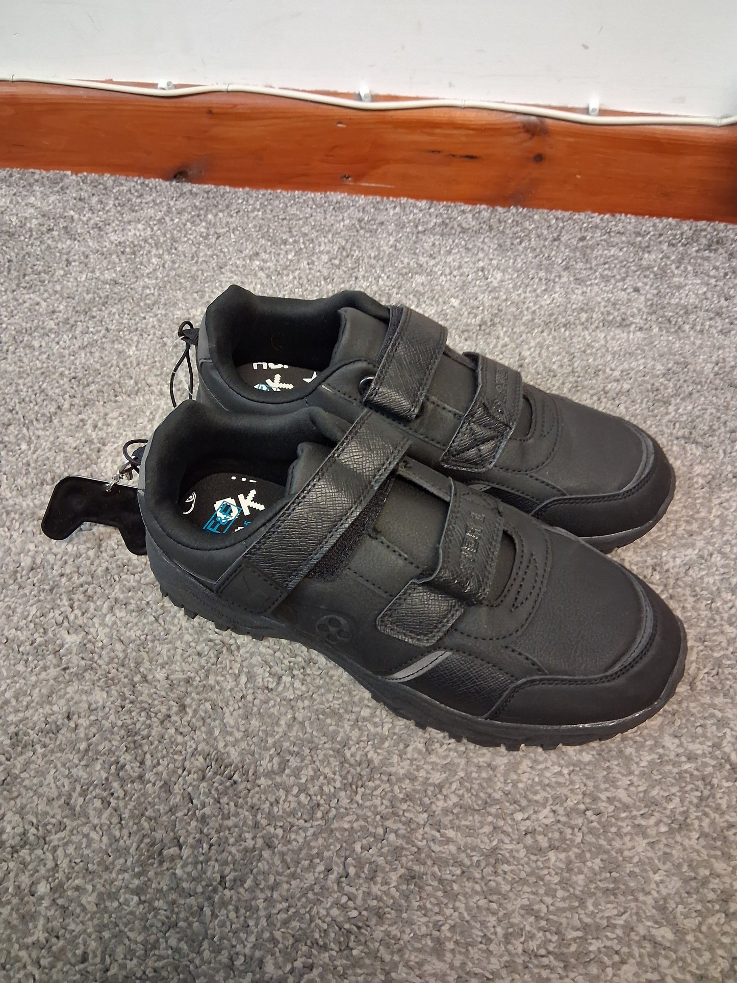F&F Black Faux Leather Double Strap School Shoes Size 5 NEW with Keyring