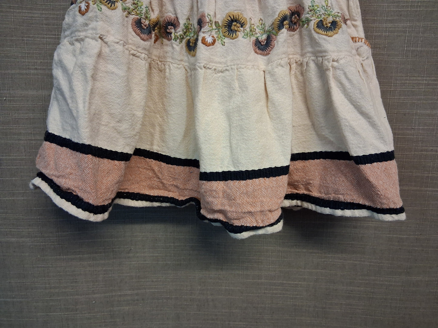 Next Girls Beige Lined Skirt Embroidered Floral Pockets Age 5-6 Years