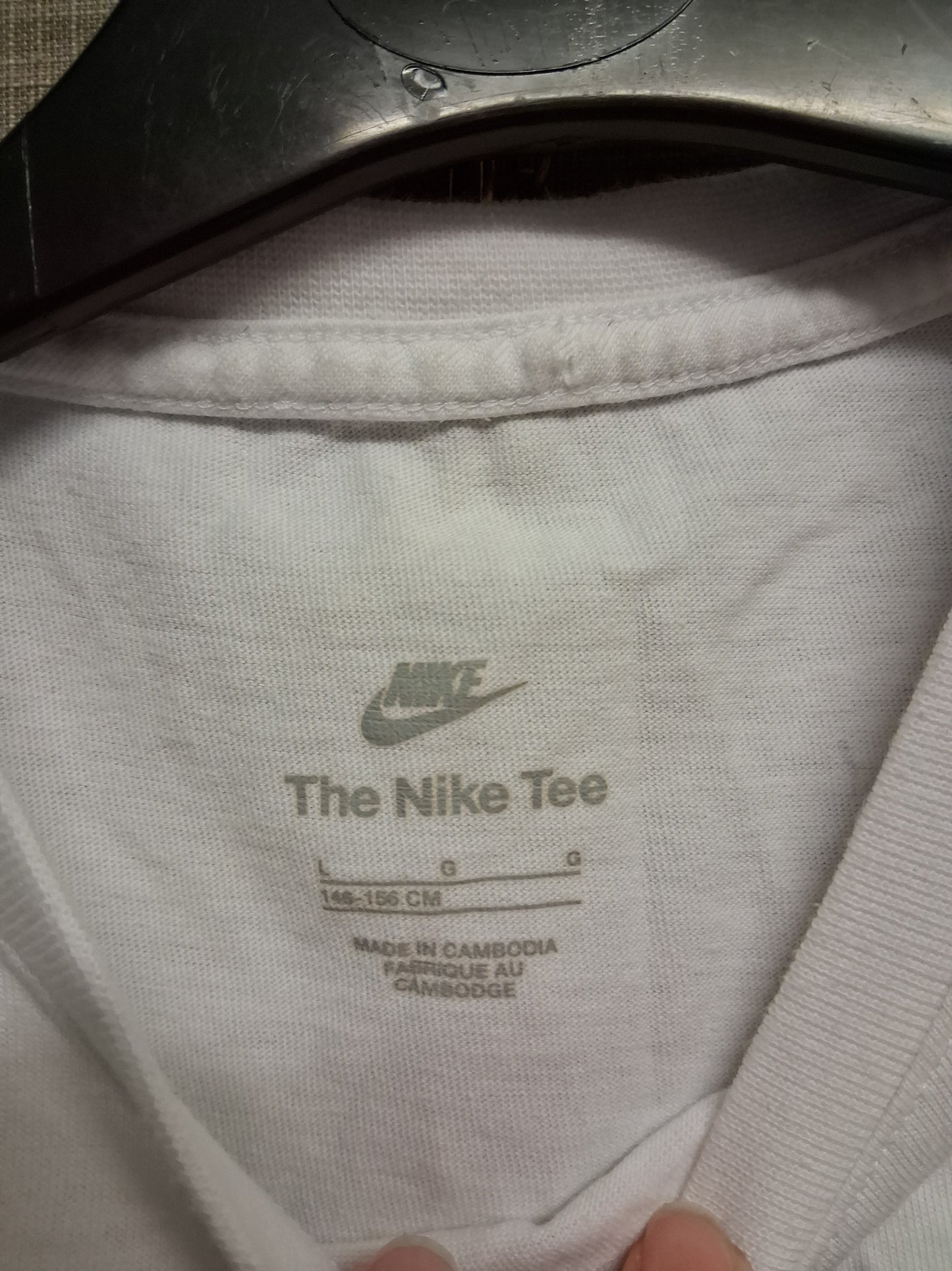 Nike Girls White Spellout Short Sleeve T-Shirt Age 11-12 Years