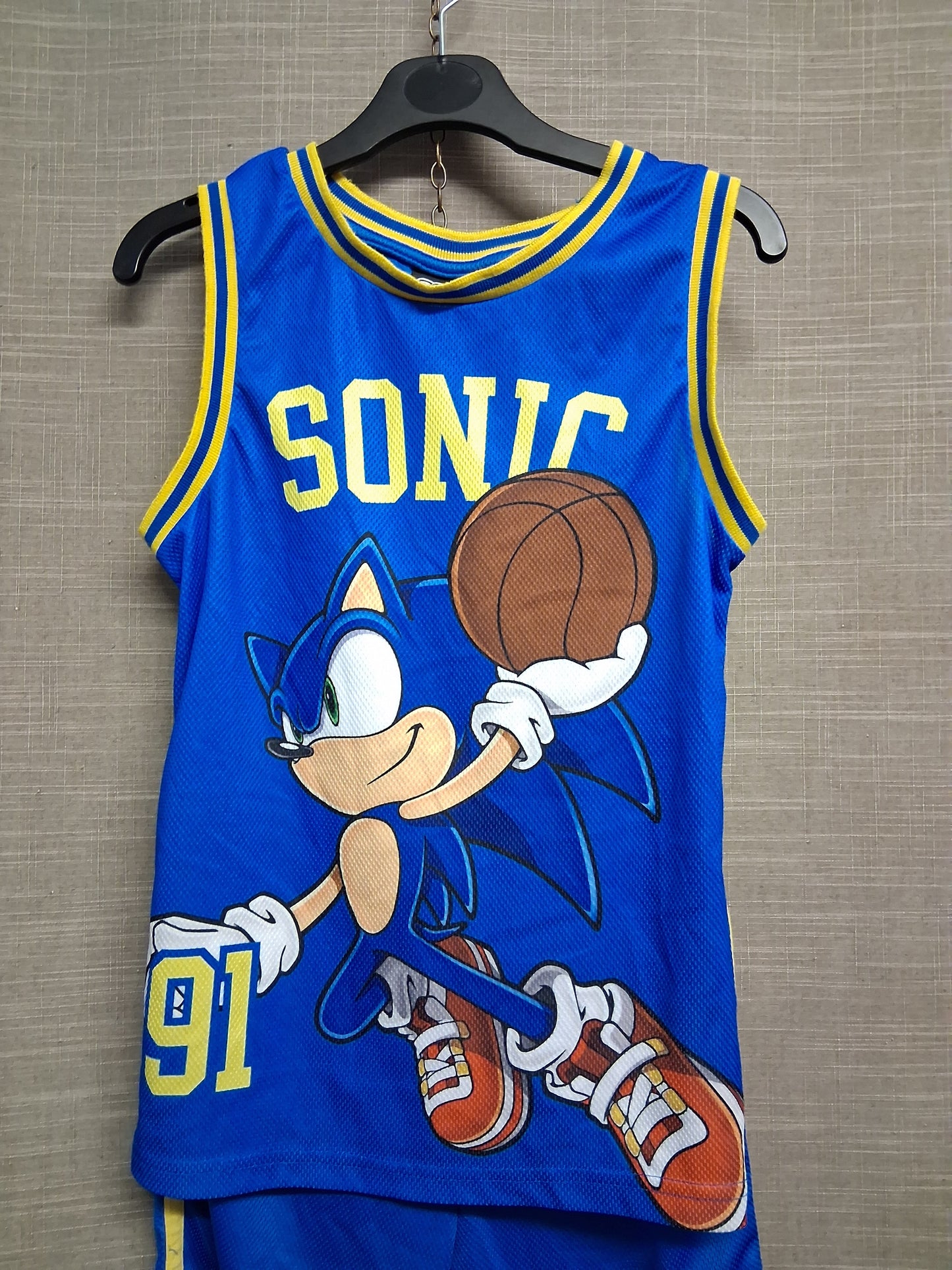 F&F Boys Sonic The Hedgehog Basketball Sports Outfit Kit Blue Age 8-9 Years