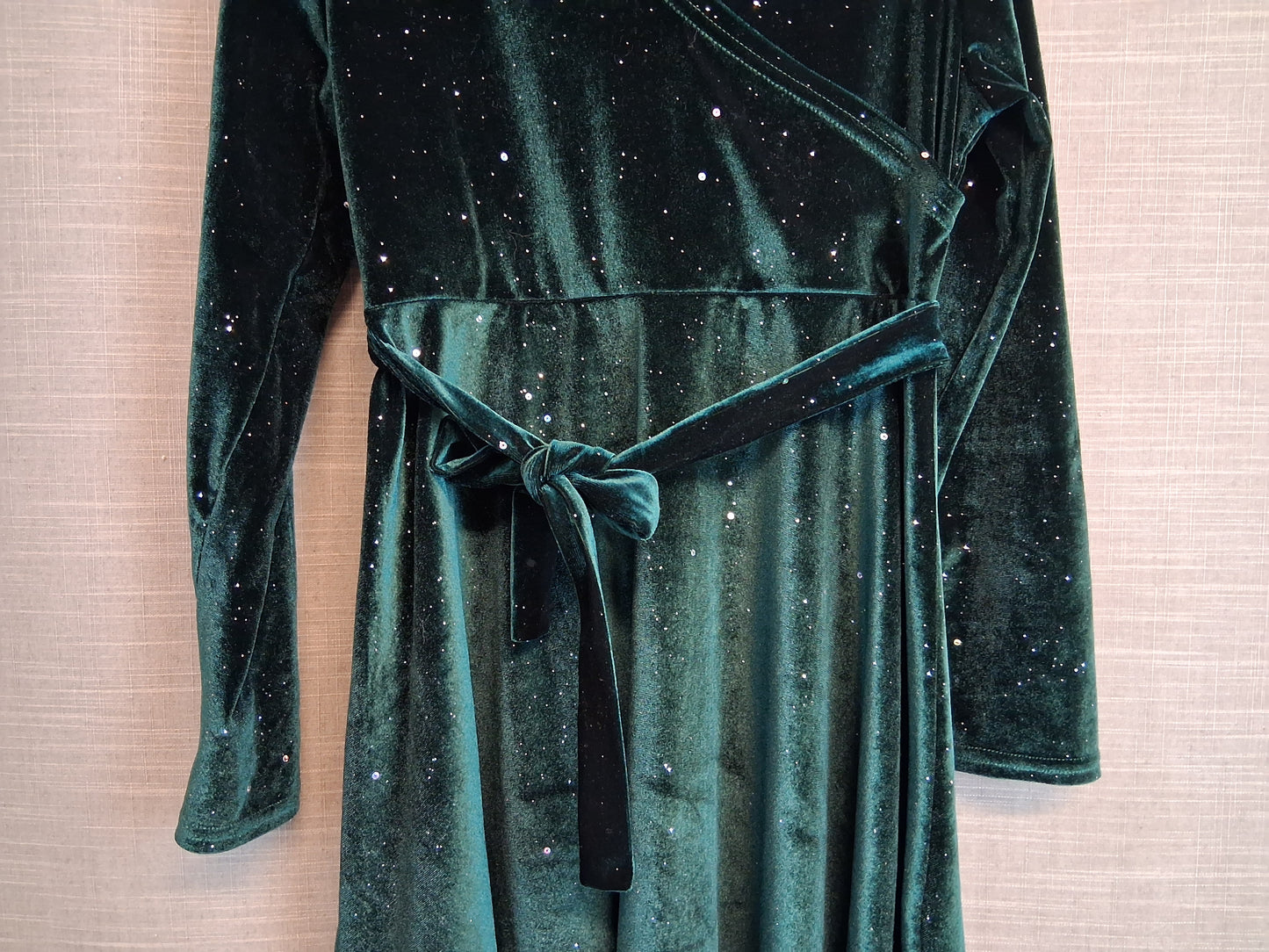 Shein Girls Green Sparkly Velour Dress with Belt Age 9-10 Years