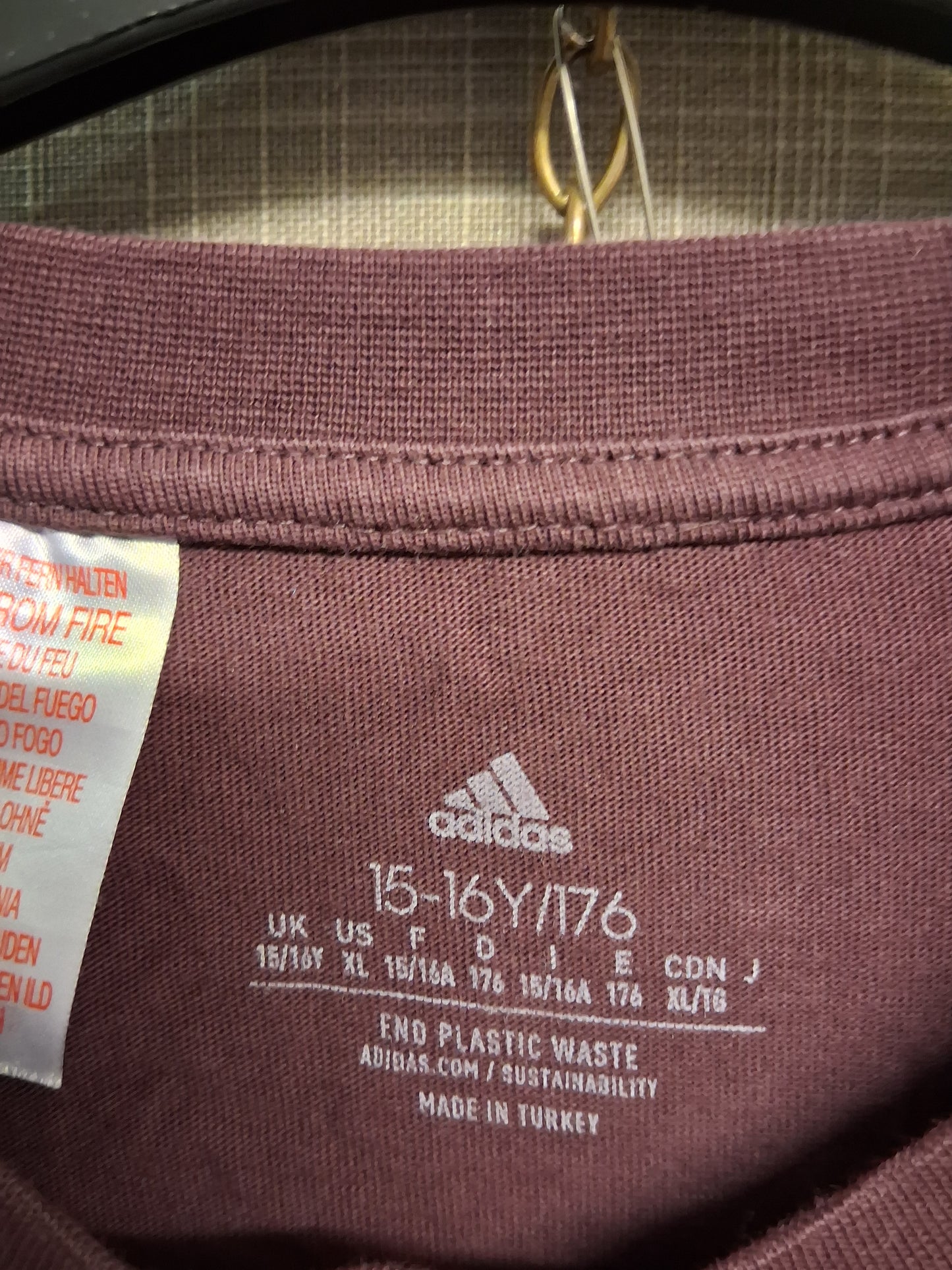 Adidas Boys Burgundy David Beckham Short Sleeve T-Shirt Age 15-16 Years