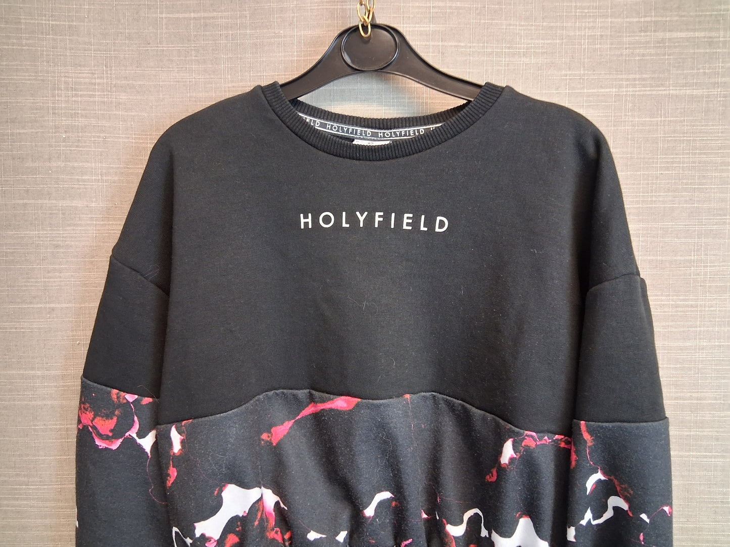 Holyfield Cropped Sweater Black Camoflague Age 8-10 Years
