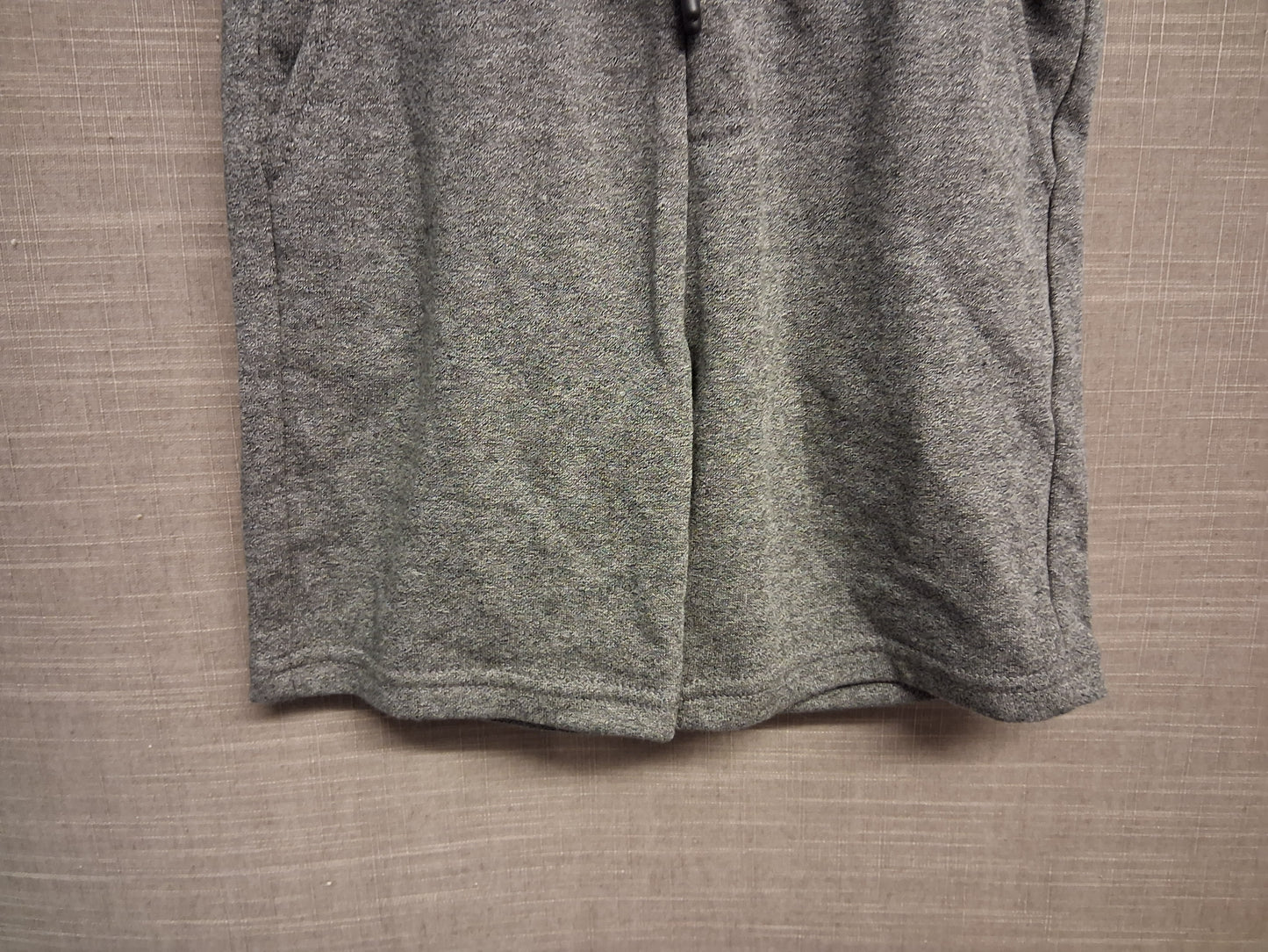 F&F Grey Jersey Joggers Shorts Elastic Waist Age 5-6 Years